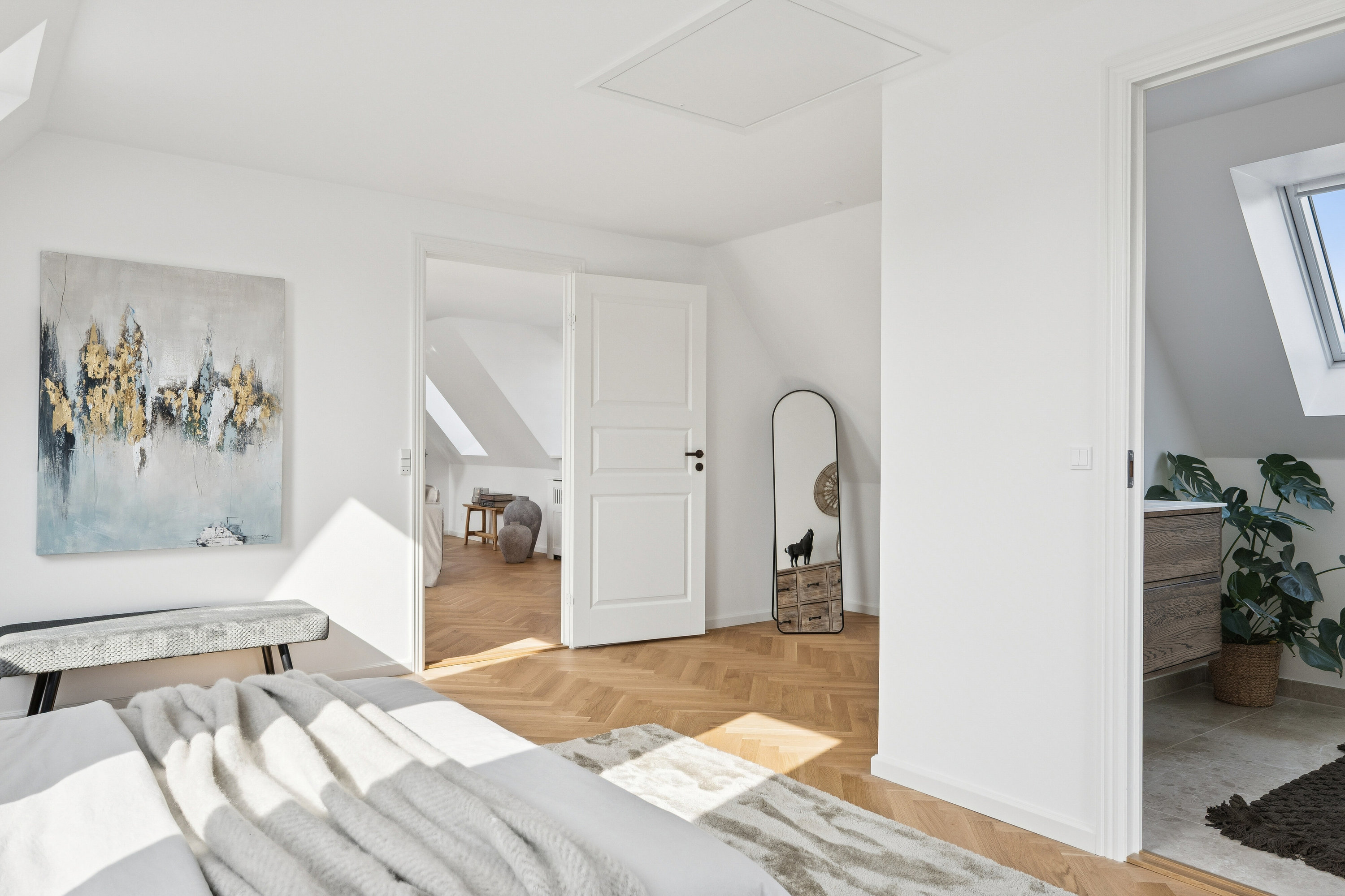 Fremhævet stue billede i fuldskærmstilstand. Billede af Peter Olsens Vej 2G, 3100 Hornbæk