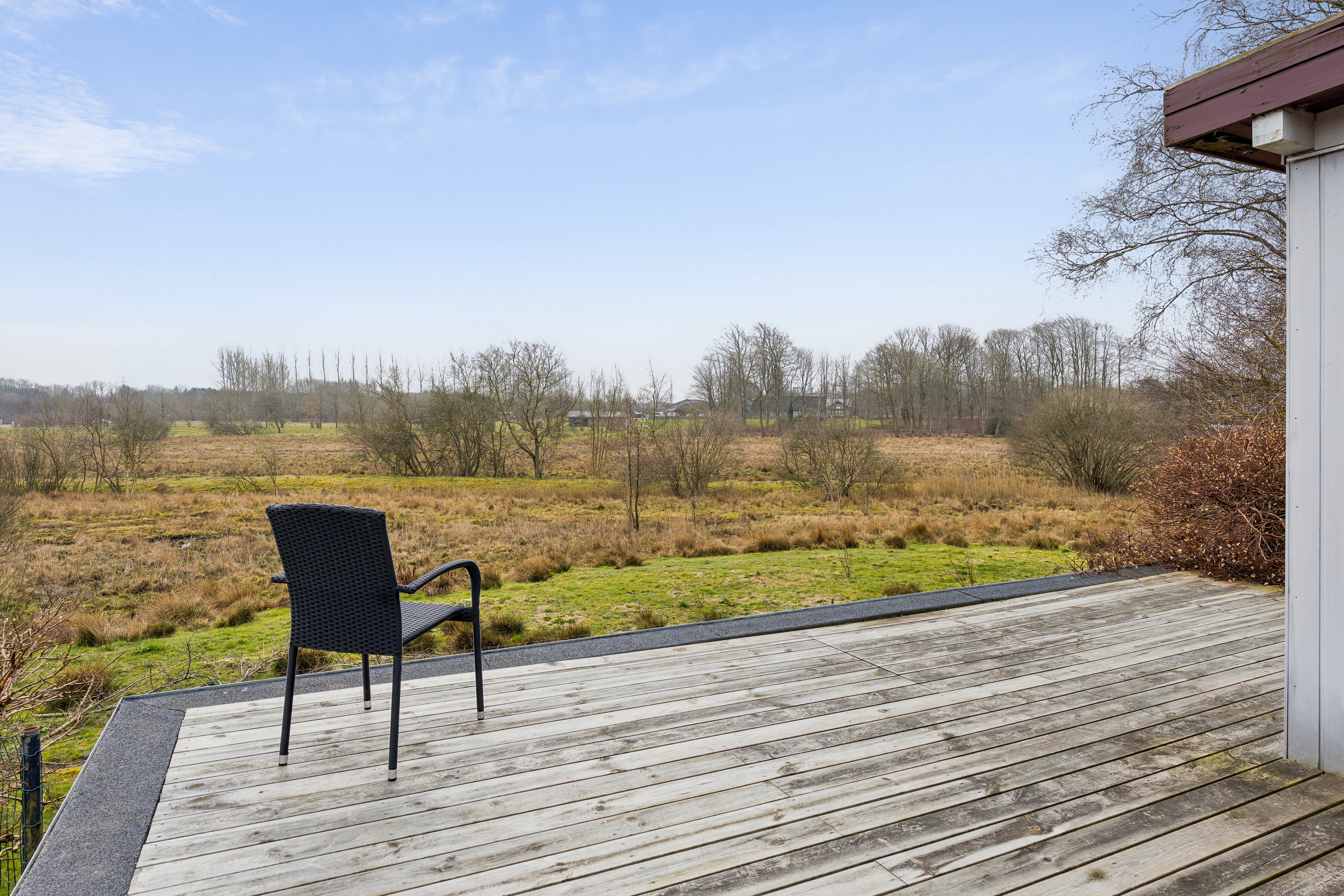 Fremhævet baghave billede i fuldskærmstilstand. Billede af Hørlycks Alle 12C, 7200 Grindsted