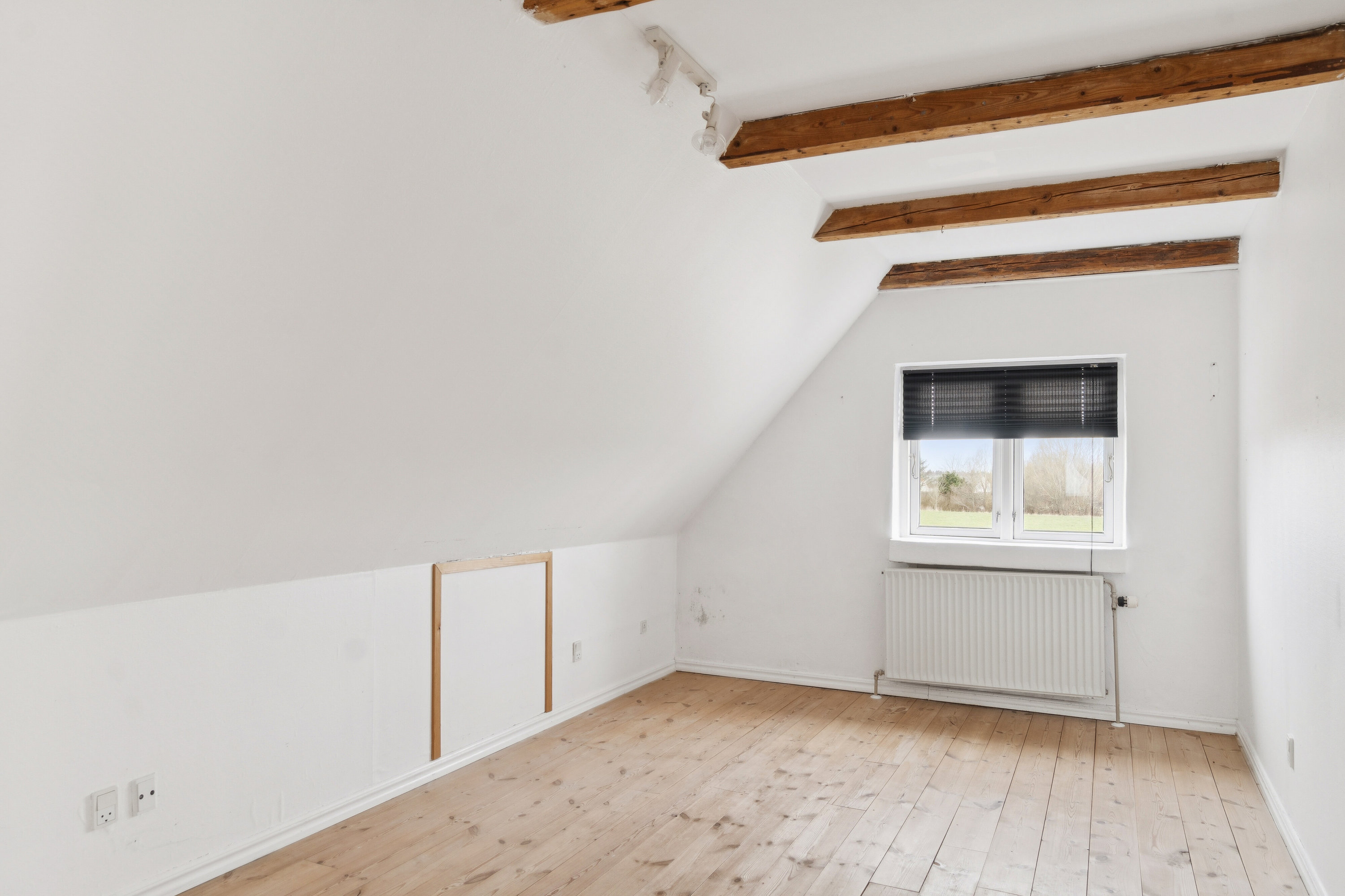 Fremhævet indendørs billede i fuldskærmstilstand. Billede af Nørre Alle 7, 9881 Bindslev