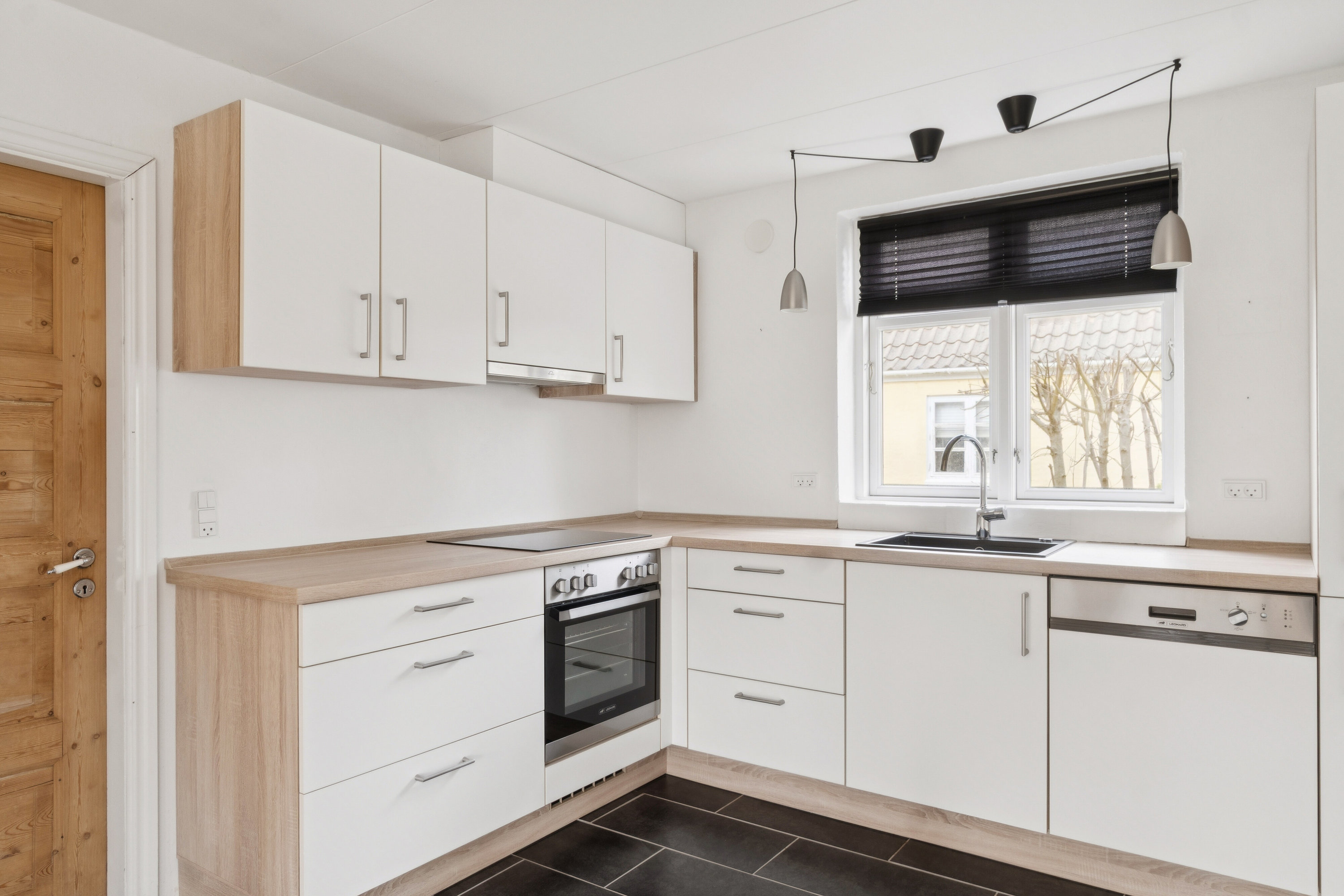 Fremhævet køkken billede i fuldskærmstilstand. Billede af Nørre Alle 7, 9881 Bindslev