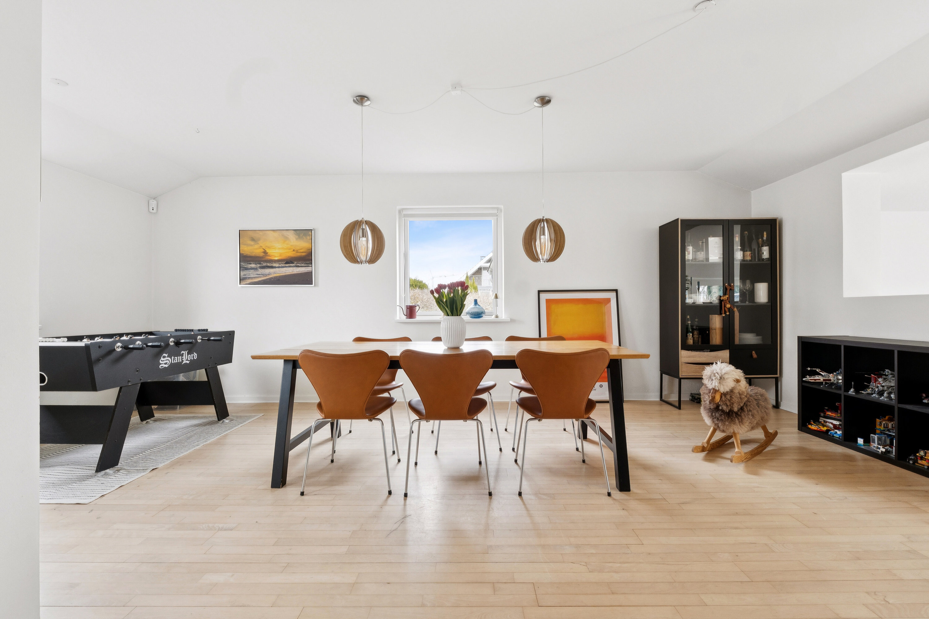 Fremhævet alrum billede i fuldskærmstilstand. Billede af Lykkesholms Allé 19, 8260 Viby J