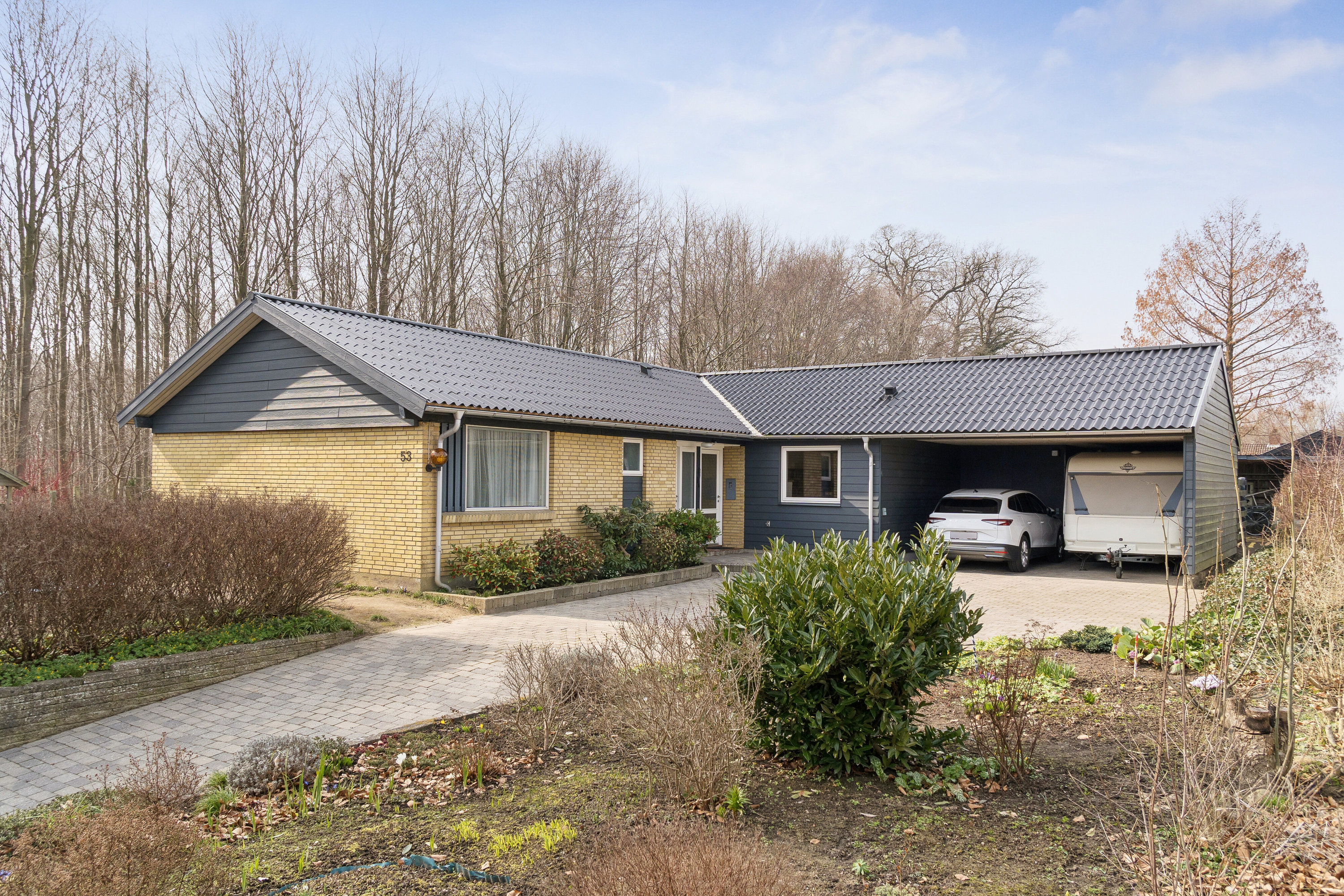 Fremhævet set fra vejen billede i fuldskærmstilstand. Billede af Tvedvej 53, 5700 Svendborg