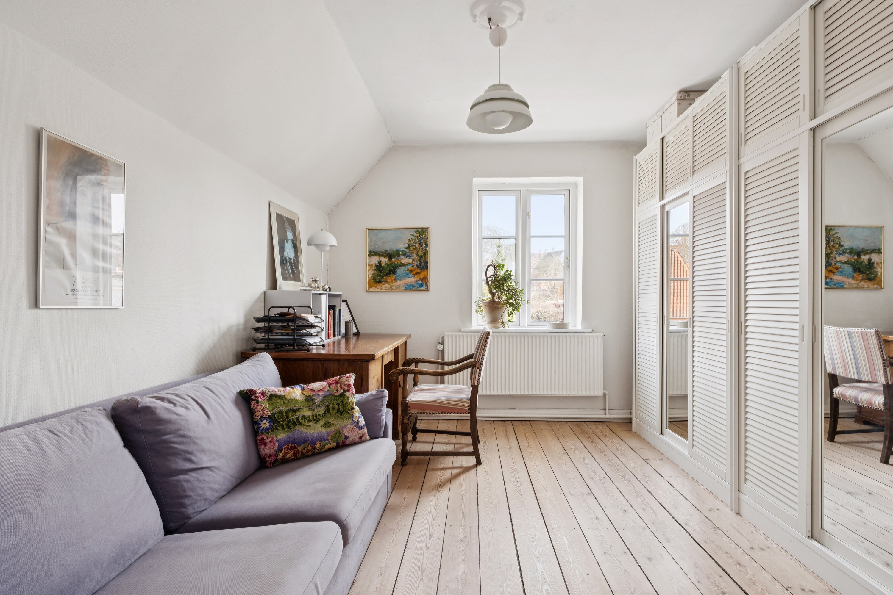 Fremhævet stue billede i fuldskærmstilstand. Billede af Byvolden 9, 4000 Roskilde