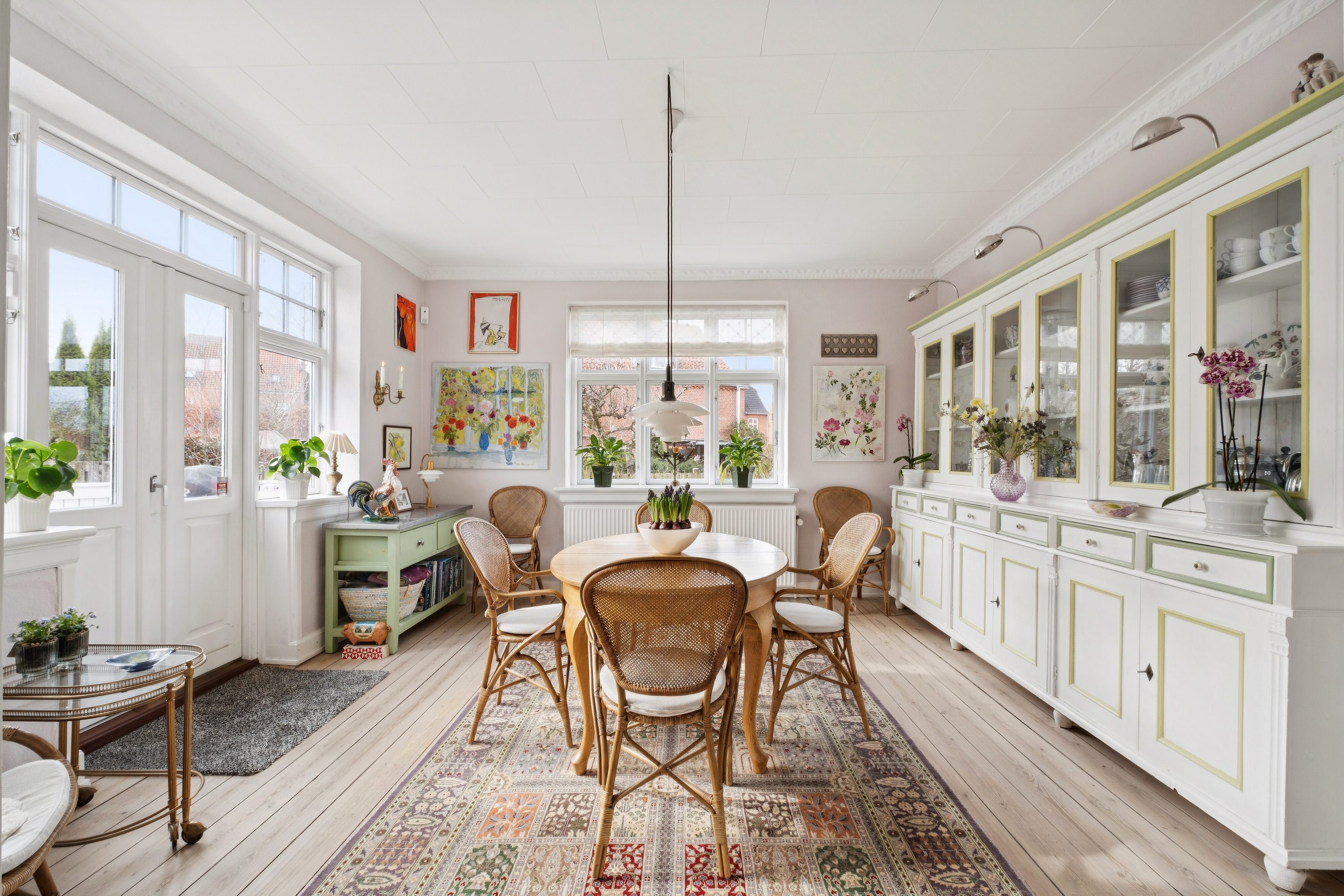 Fremhævet spisestue billede i fuldskærmstilstand. Billede af Byvolden 9, 4000 Roskilde