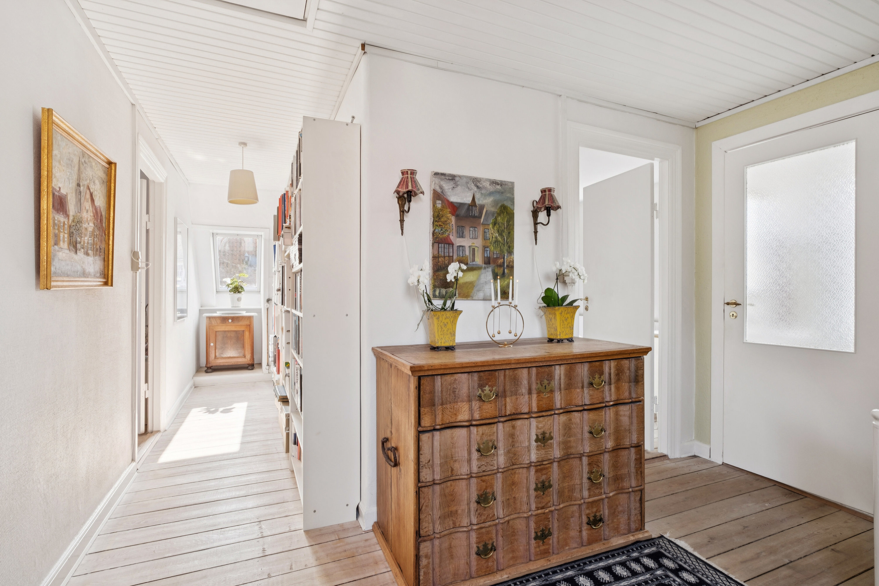 Fremhævet hall billede i fuldskærmstilstand. Billede af Byvolden 9, 4000 Roskilde