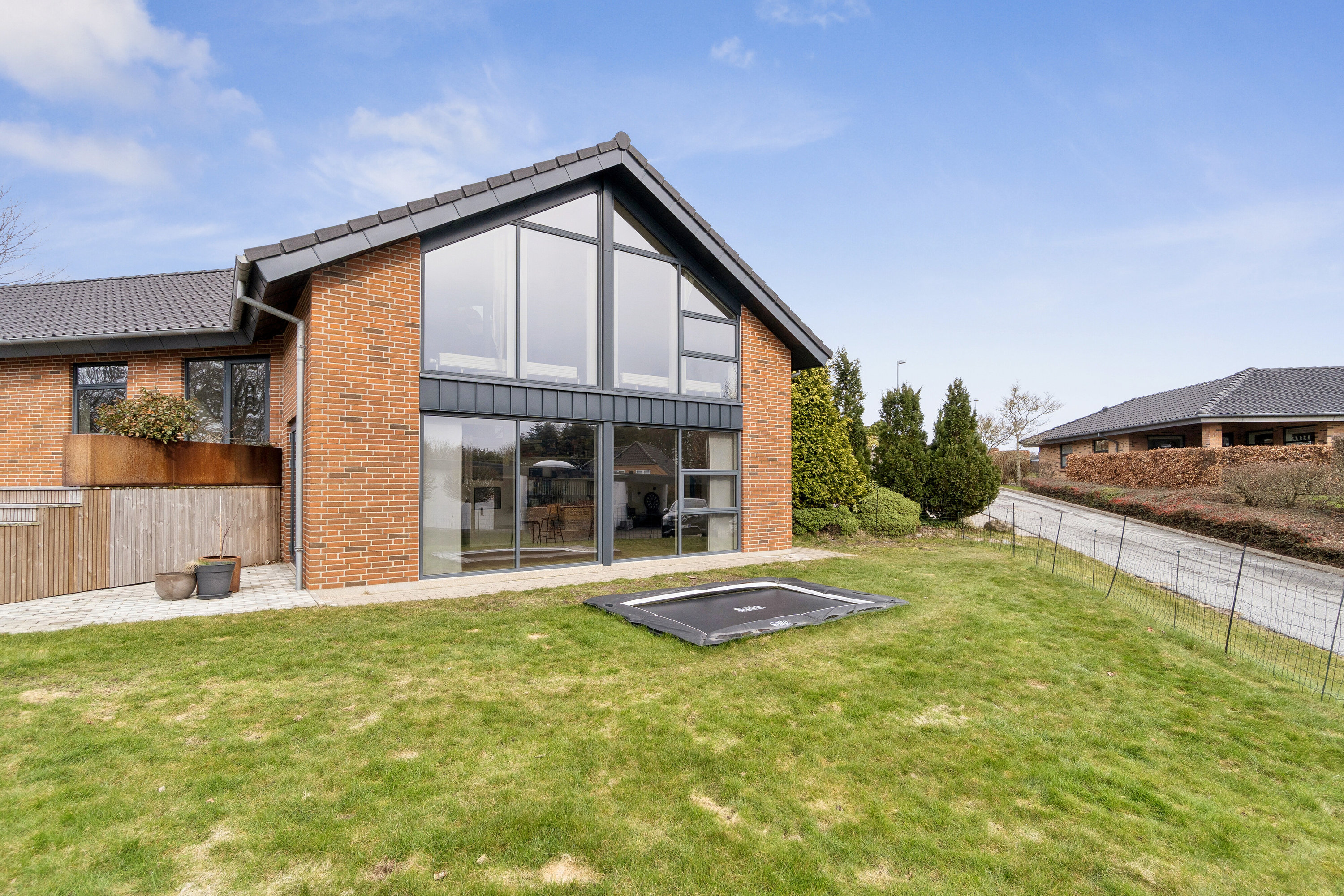 Fremhævet set fra haven billede i fuldskærmstilstand. Billede af Landlystparken 4, Tingstrup, 7700 Thisted