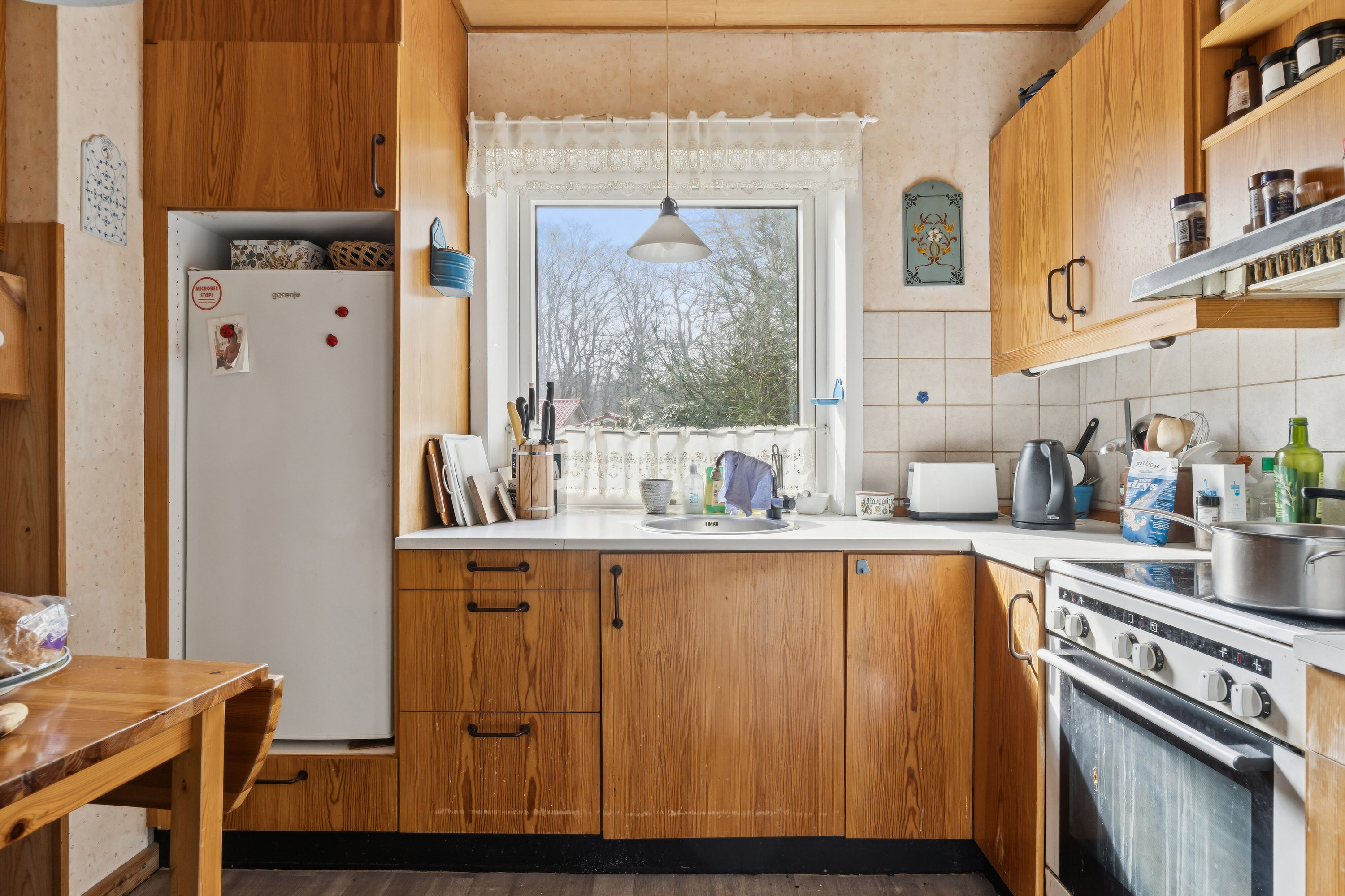 Fremhævet køkken billede i fuldskærmstilstand. Billede af Skovvej 10, 6340 Kruså