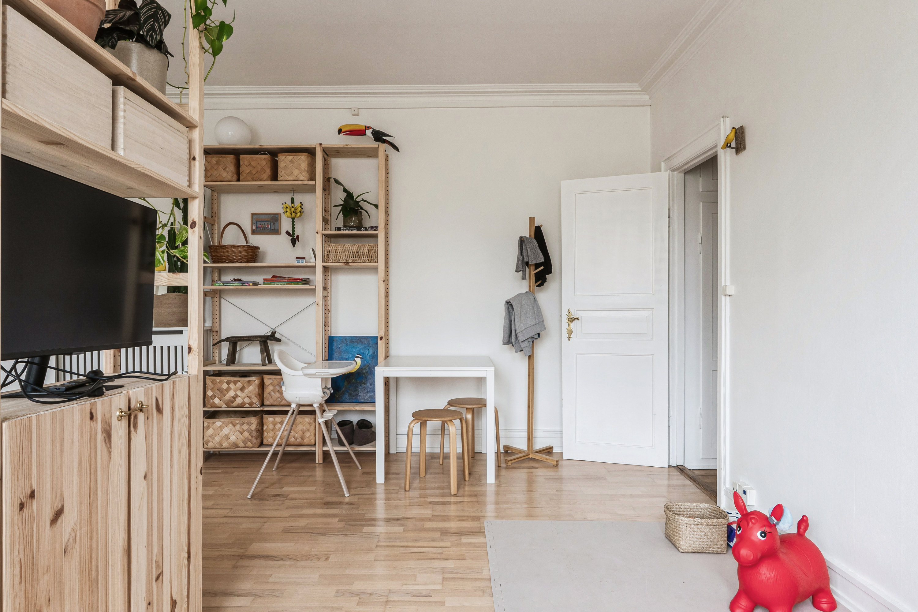 Fremhævet værelse billede i fuldskærmstilstand. Billede af Østbanegade 33, 2. 1., 2100 København Ø