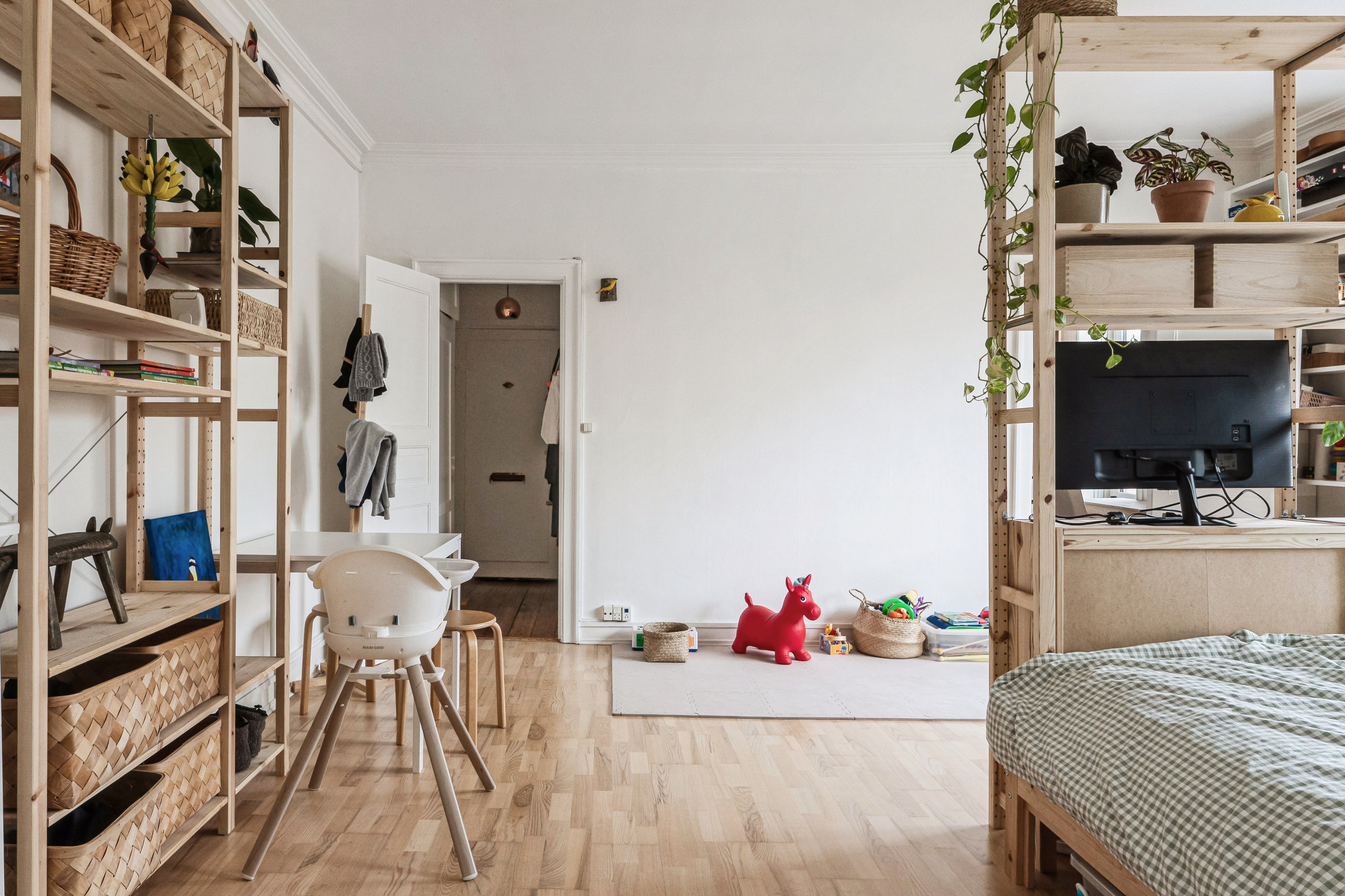 Fremhævet værelse billede i fuldskærmstilstand. Billede af Østbanegade 33, 2. 1., 2100 København Ø