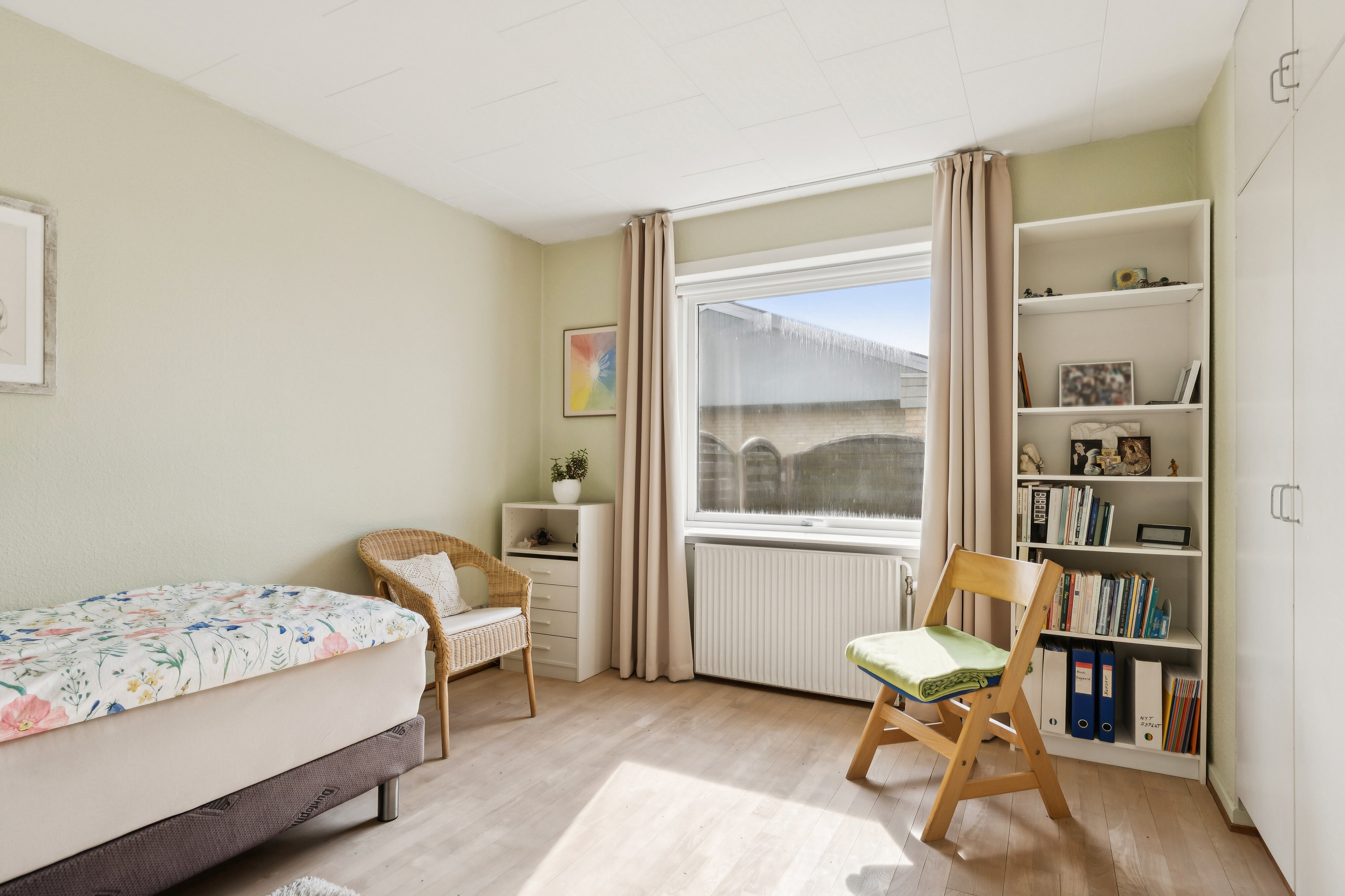 Fremhævet soveværelse billede i fuldskærmstilstand. Billede af Fornbyvej 12, 6330 Padborg