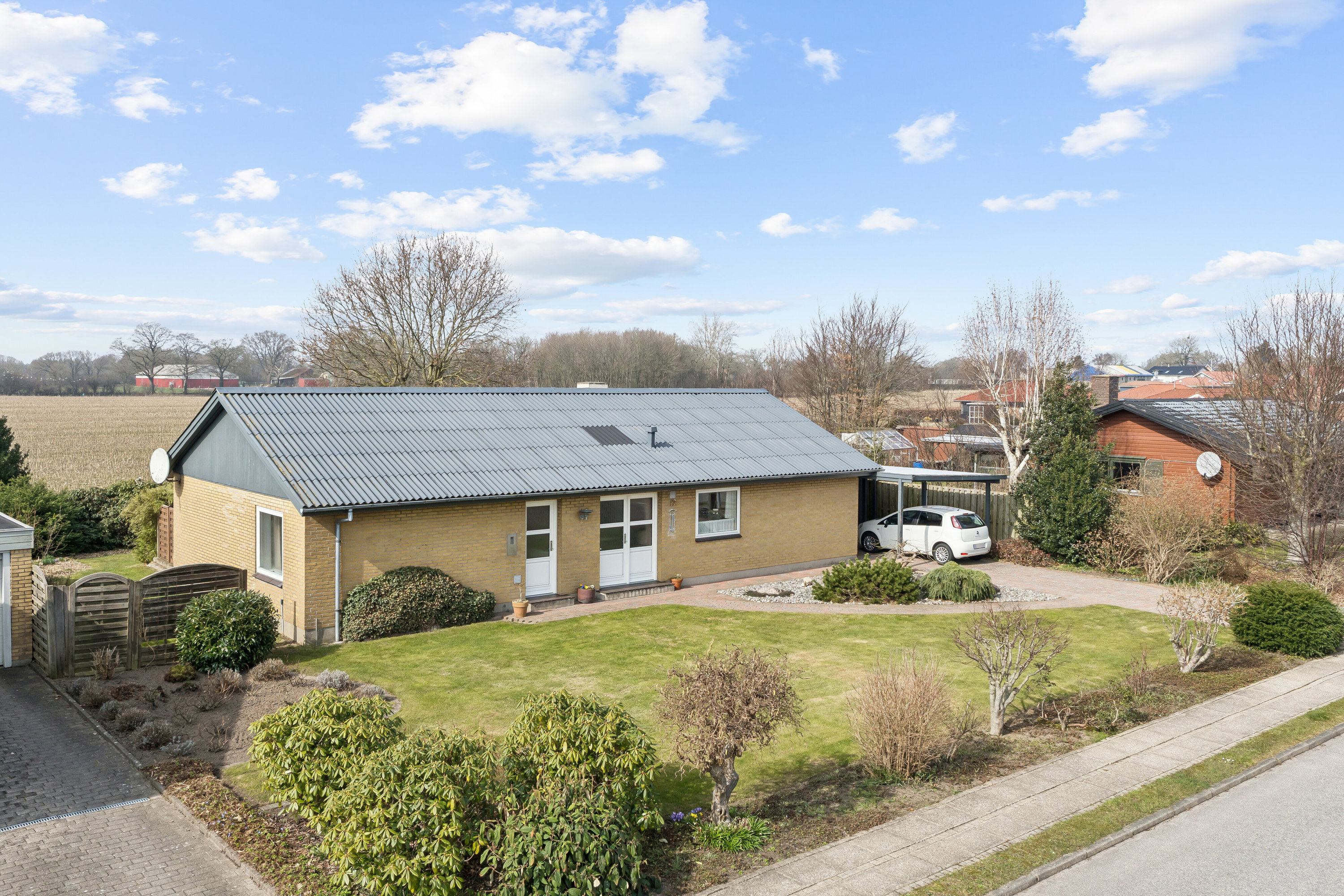 Fremhævet luftfoto billede i fuldskærmstilstand. Billede af Fornbyvej 12, 6330 Padborg