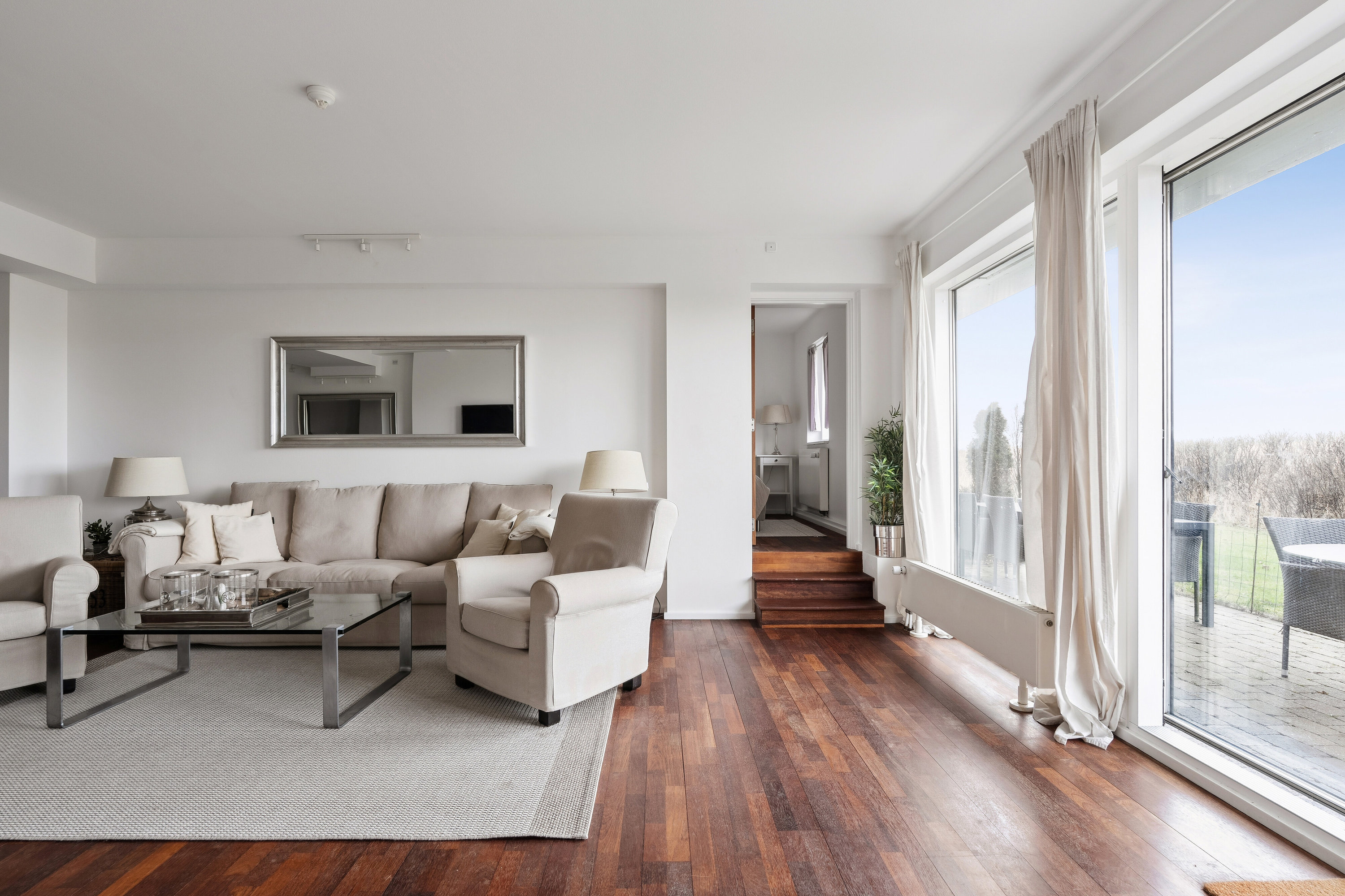 Fremhævet stue billede i fuldskærmstilstand. Billede af Kystvej 20, st.. 7., 3100 Hornbæk