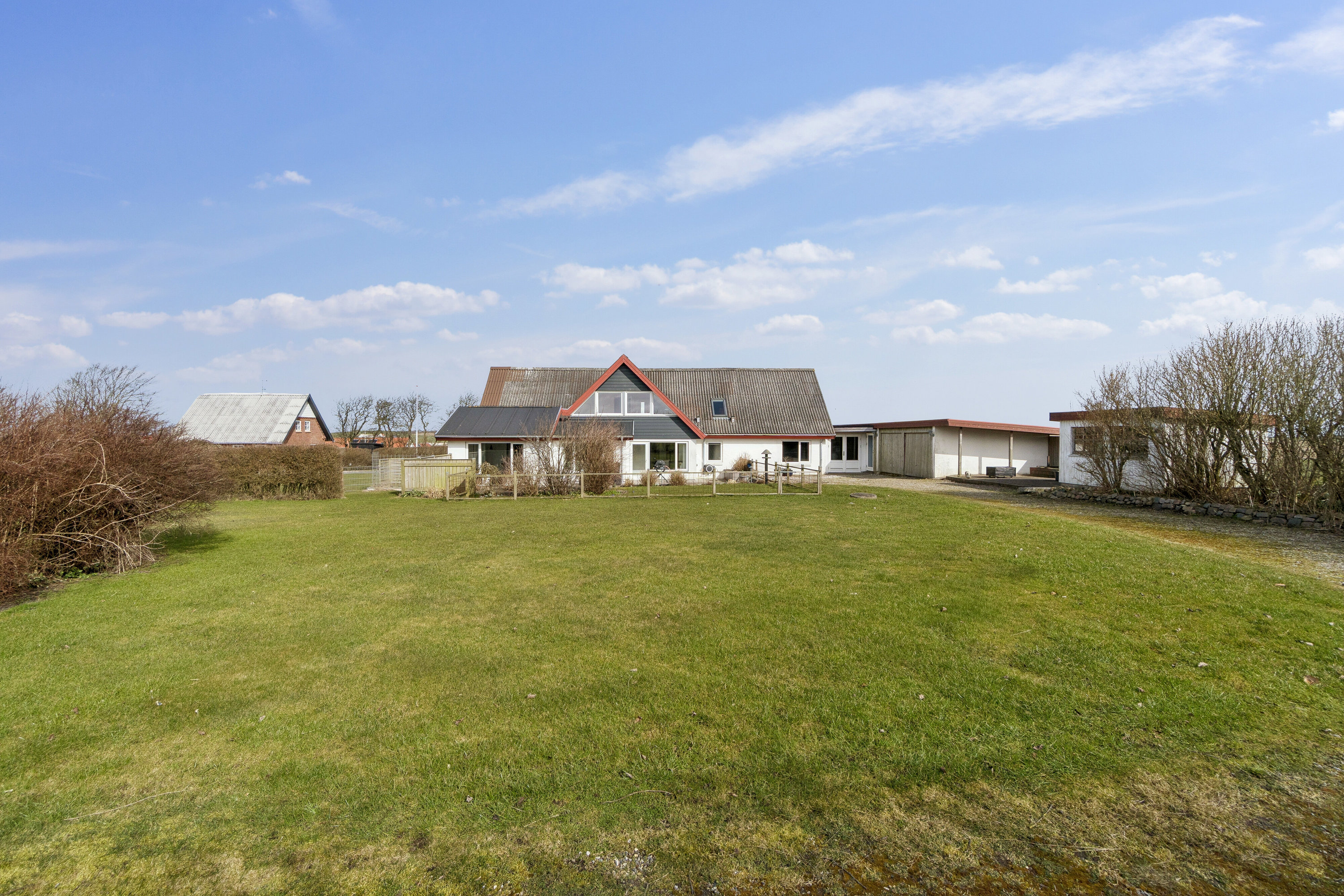 Fremhævet set fra haven billede i fuldskærmstilstand. Billede af Kilsgårdvej 12, Kjelstrup, 7700 Thisted