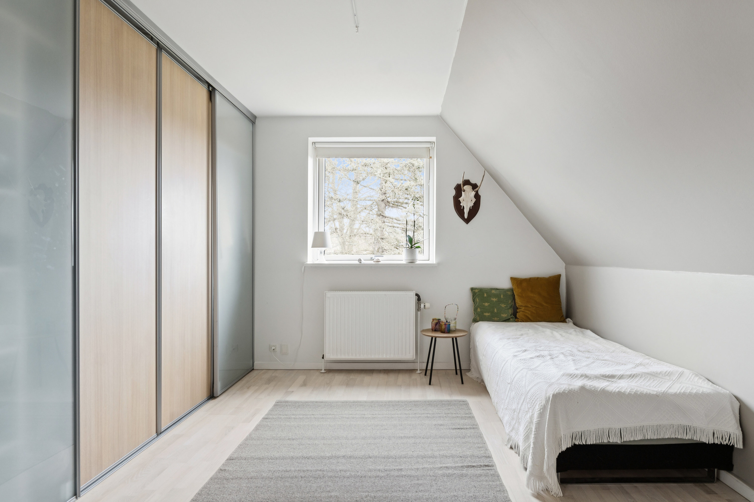 Fremhævet soveværelse billede i fuldskærmstilstand. Billede af Drachmannsvej 10B, 3100 Hornbæk