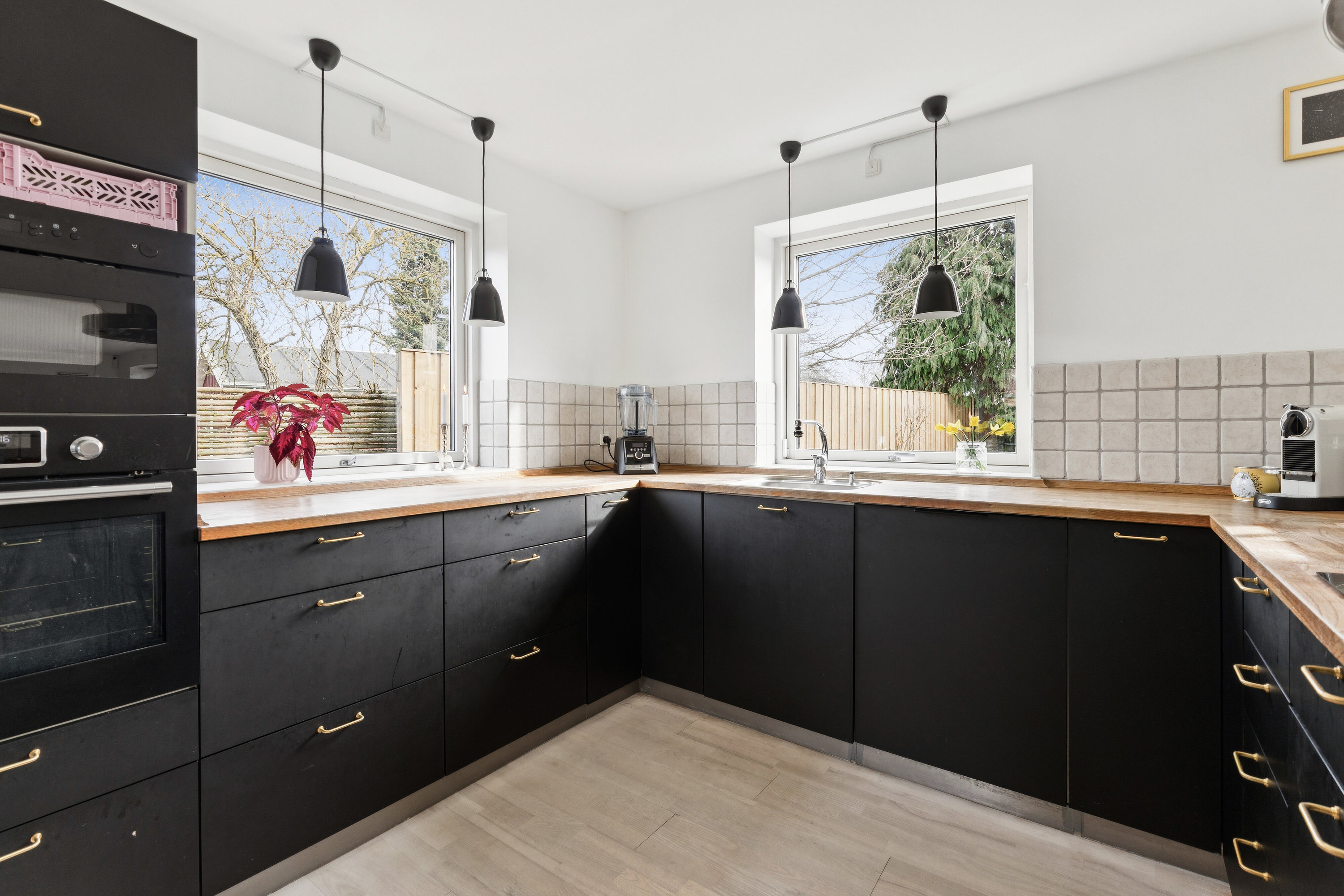 Fremhævet køkken billede i fuldskærmstilstand. Billede af Drachmannsvej 10B, 3100 Hornbæk