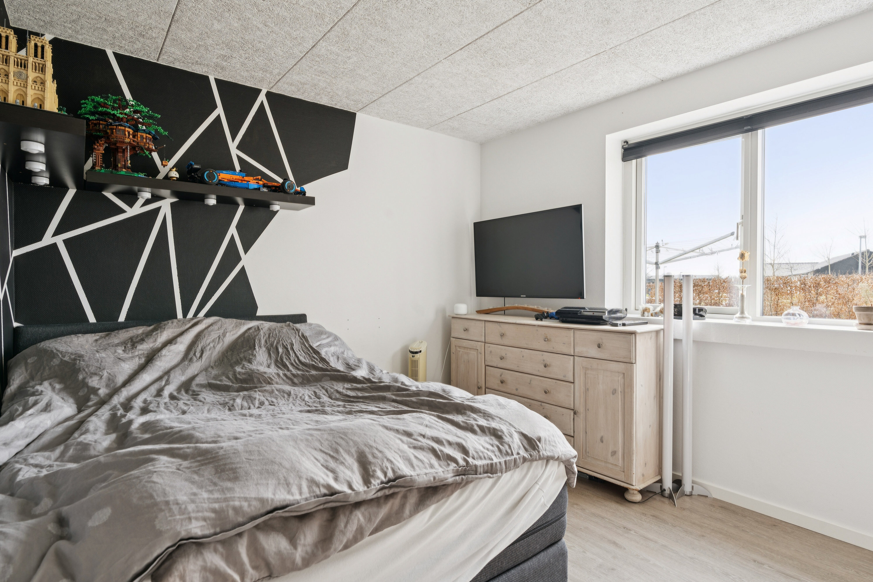 Fremhævet soveværelse billede i fuldskærmstilstand. Billede af Tusindbenet 24, 7190 Billund