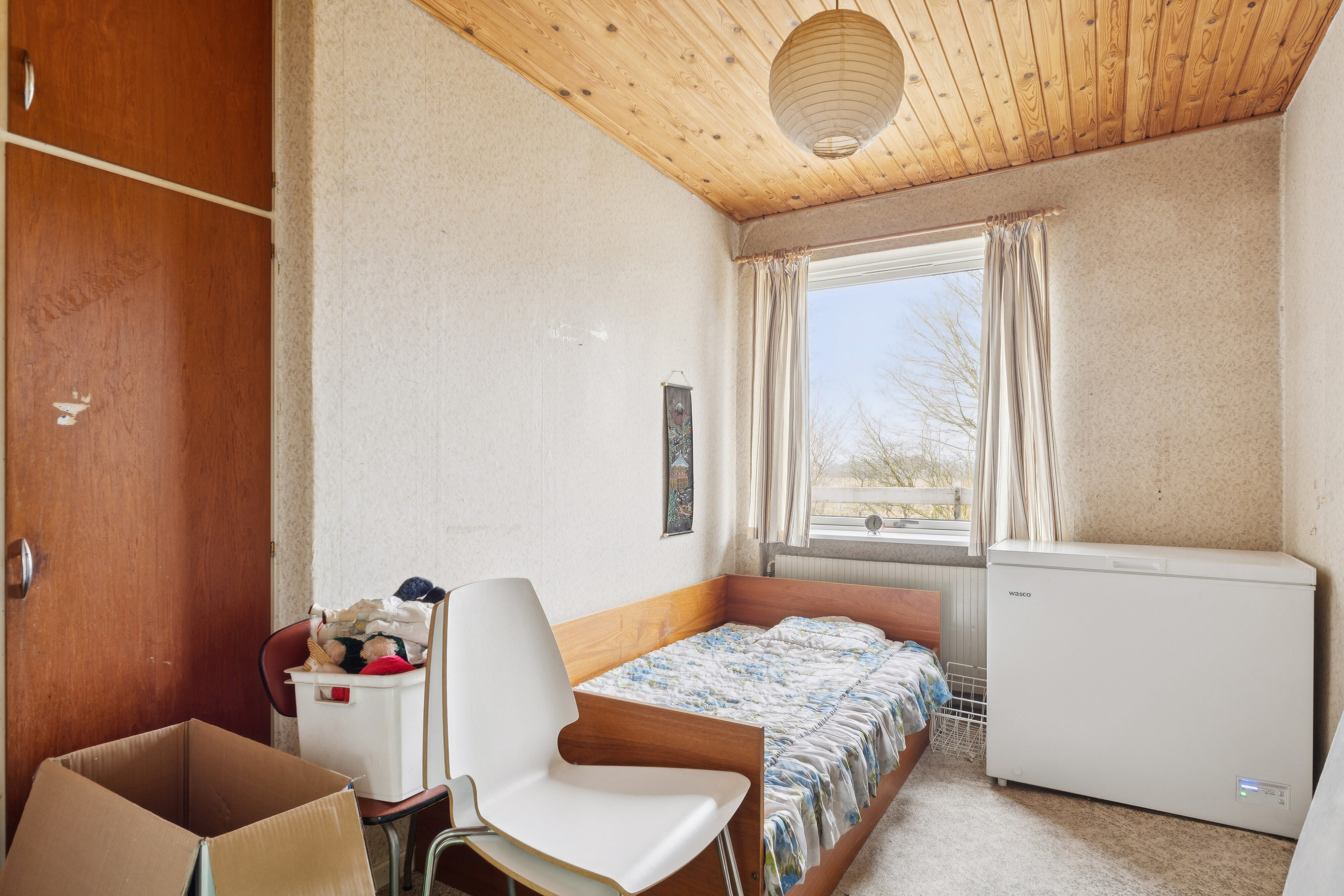 Fremhævet soveværelse billede i fuldskærmstilstand. Billede af Krogsgårdsvej 57, Hvam, 8620 Kjellerup