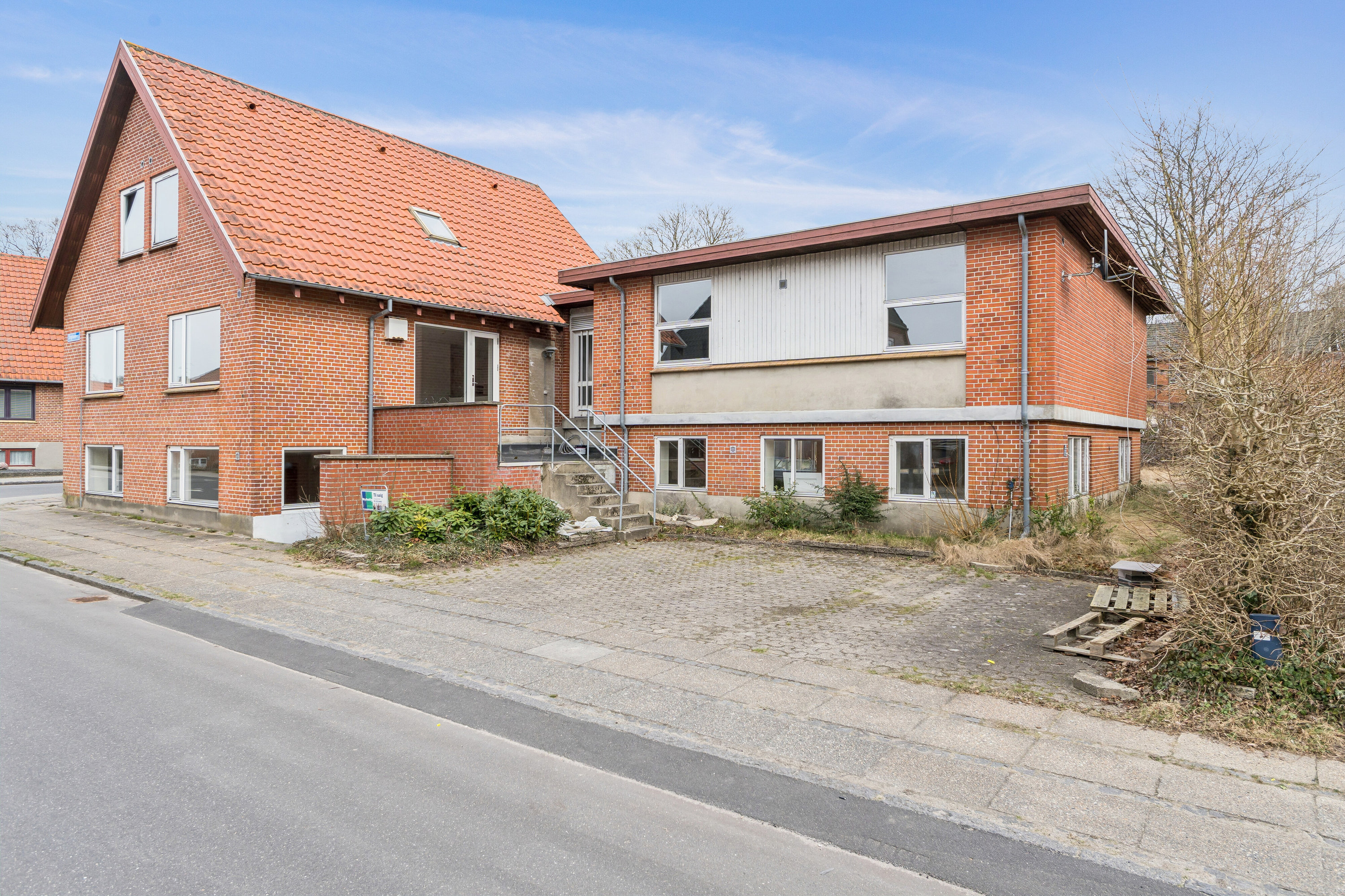 Fremhævet set fra haven billede i fuldskærmstilstand. Billede af Claudisvej 9, 7430 Ikast