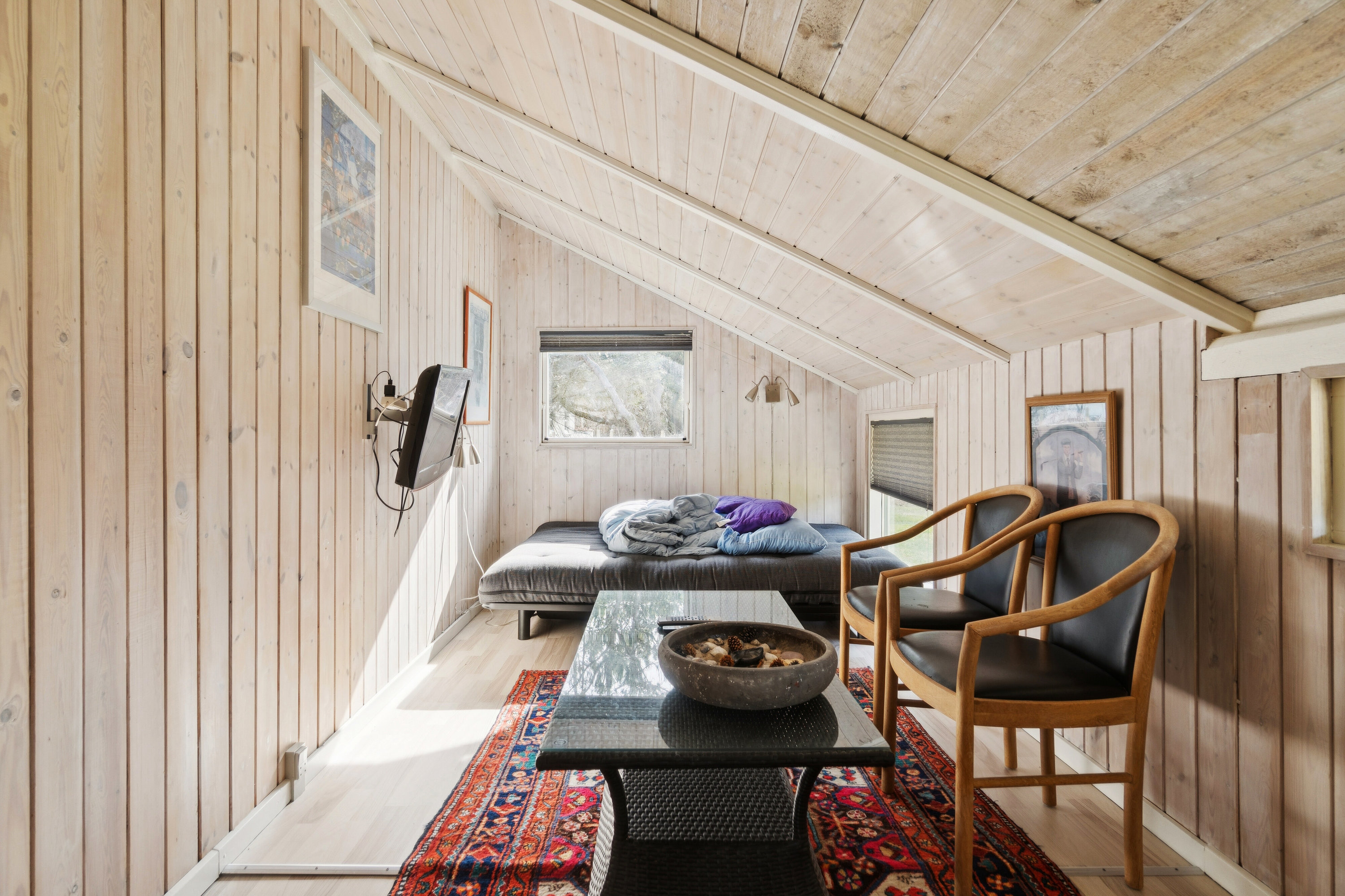 Fremhævet stue billede i fuldskærmstilstand. Billede af Clemmessti 34 + 36, Klitmøller, 7700 Thisted