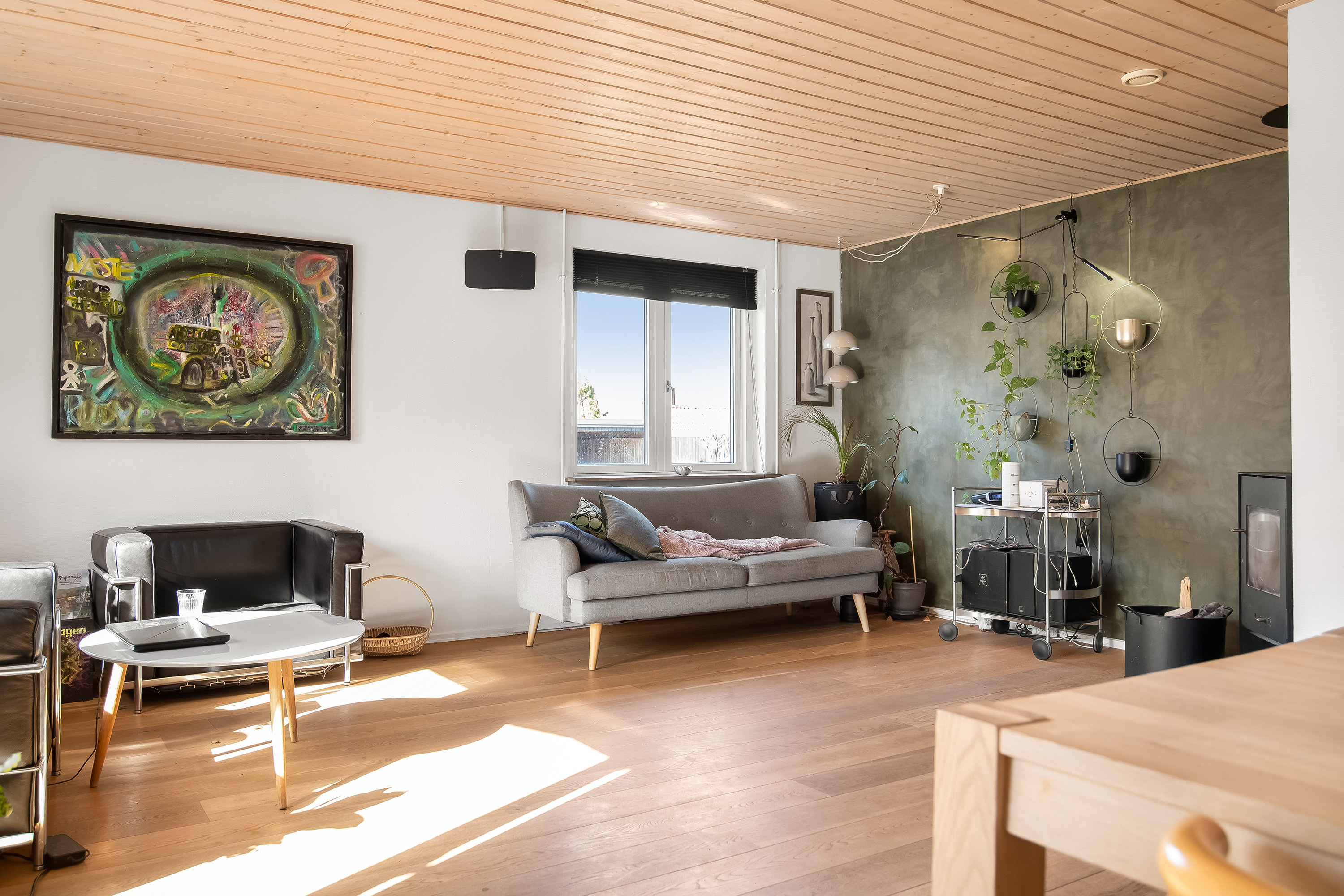 Fremhævet stue billede i fuldskærmstilstand. Billede af J Skjoldborgs Vej 17, 7500 Holstebro