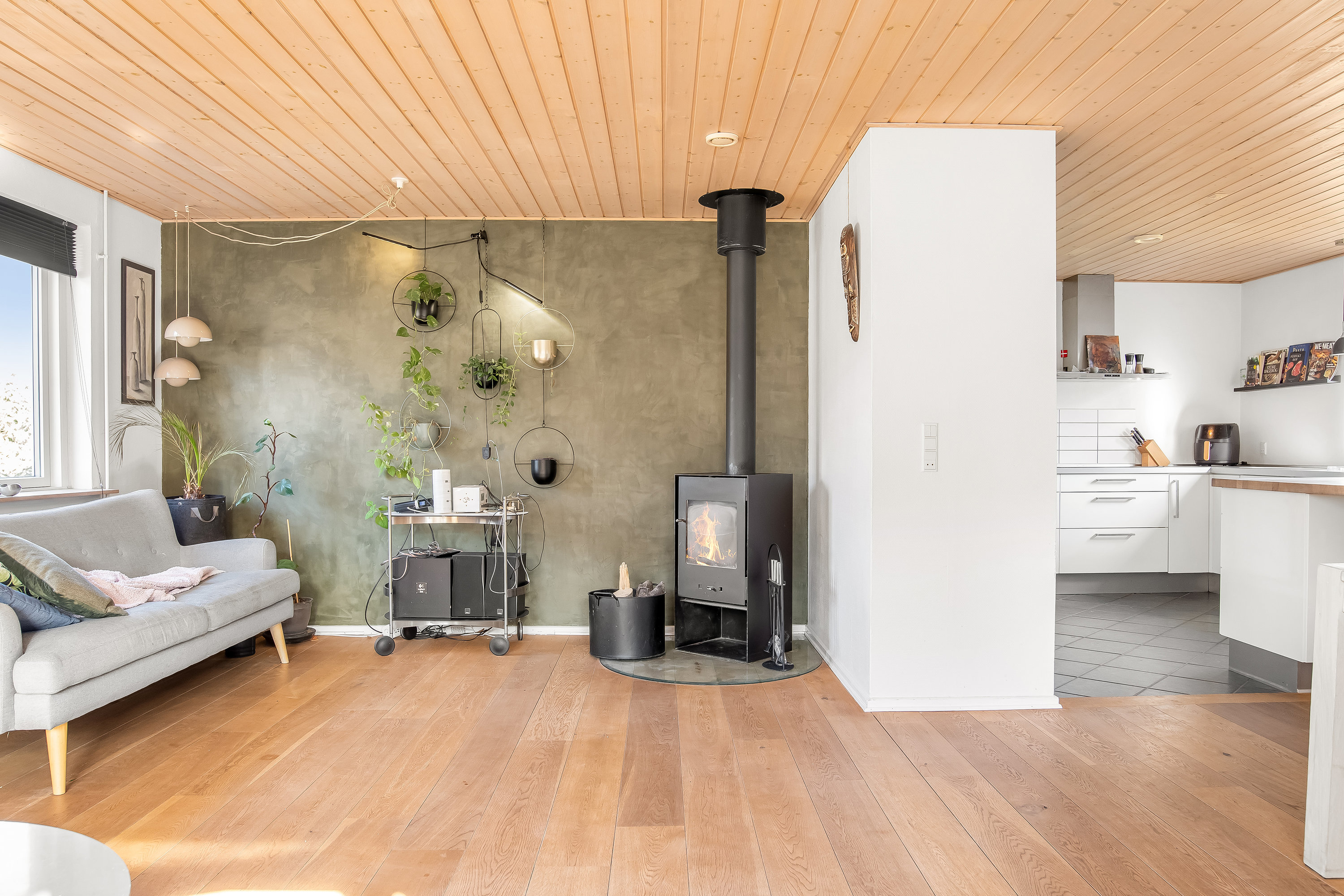 Fremhævet stue billede i fuldskærmstilstand. Billede af J Skjoldborgs Vej 17, 7500 Holstebro