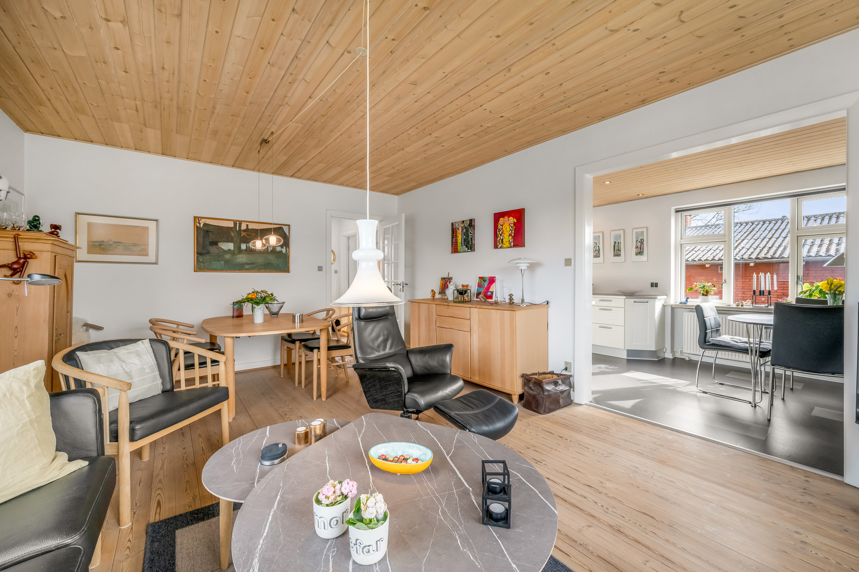 Fremhævet stue billede i fuldskærmstilstand. Billede af Alkjærhøj 13, 6950 Ringkøbing