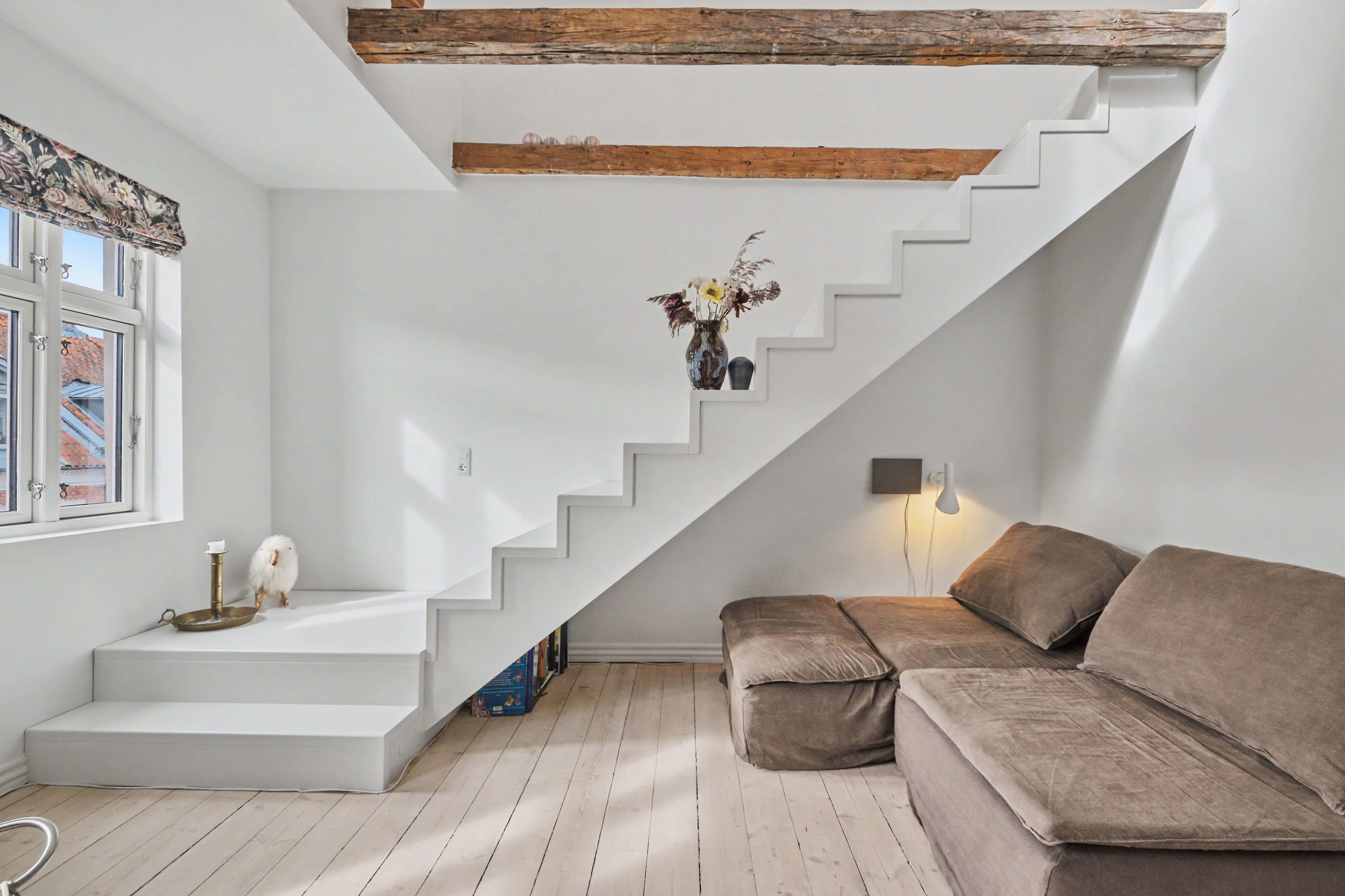 Fremhævet stue billede i fuldskærmstilstand. Billede af Lollandsgade 36, 8000 Aarhus C