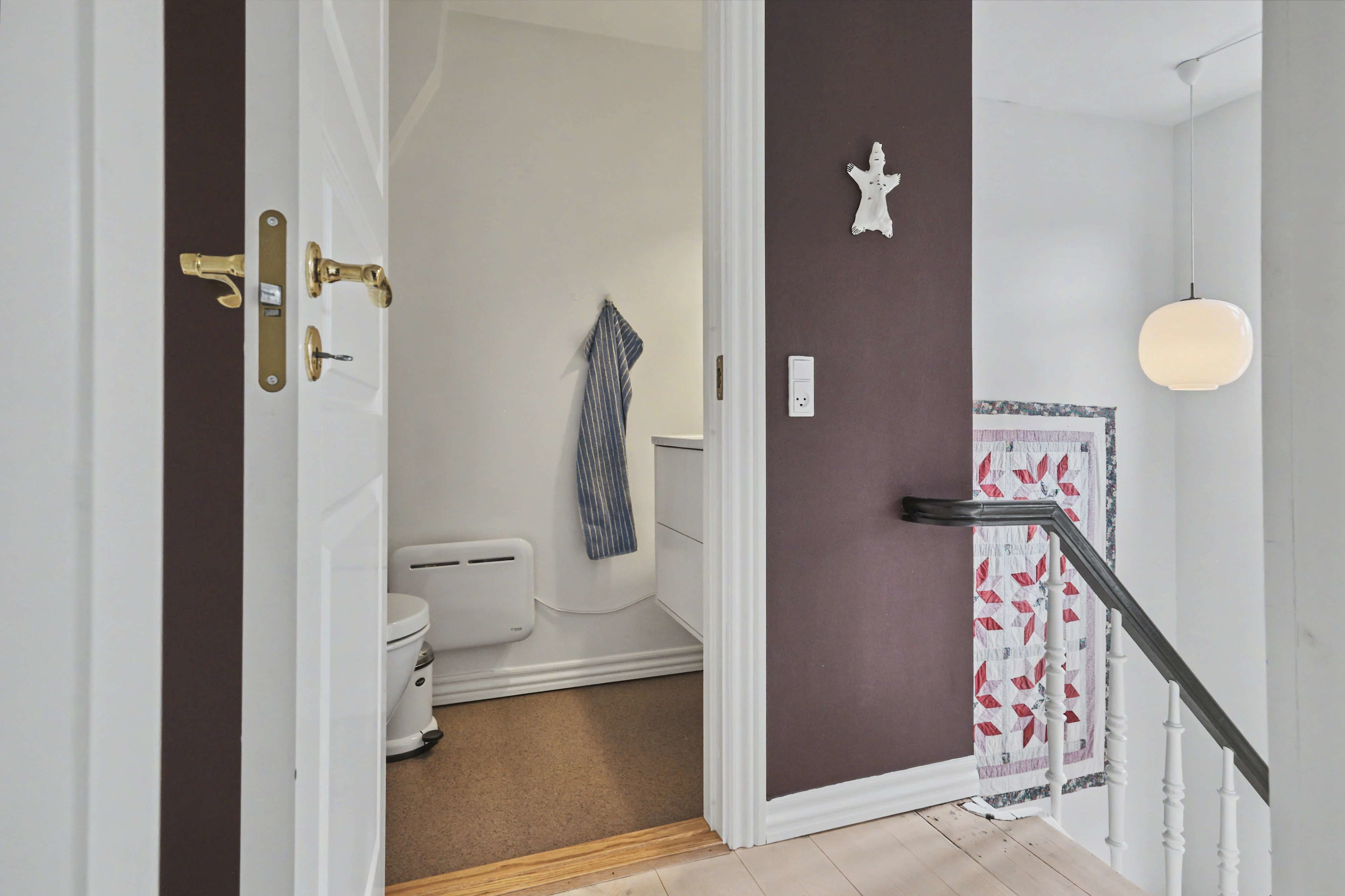 Fremhævet wc billede i fuldskærmstilstand. Billede af Lollandsgade 36, 8000 Aarhus C