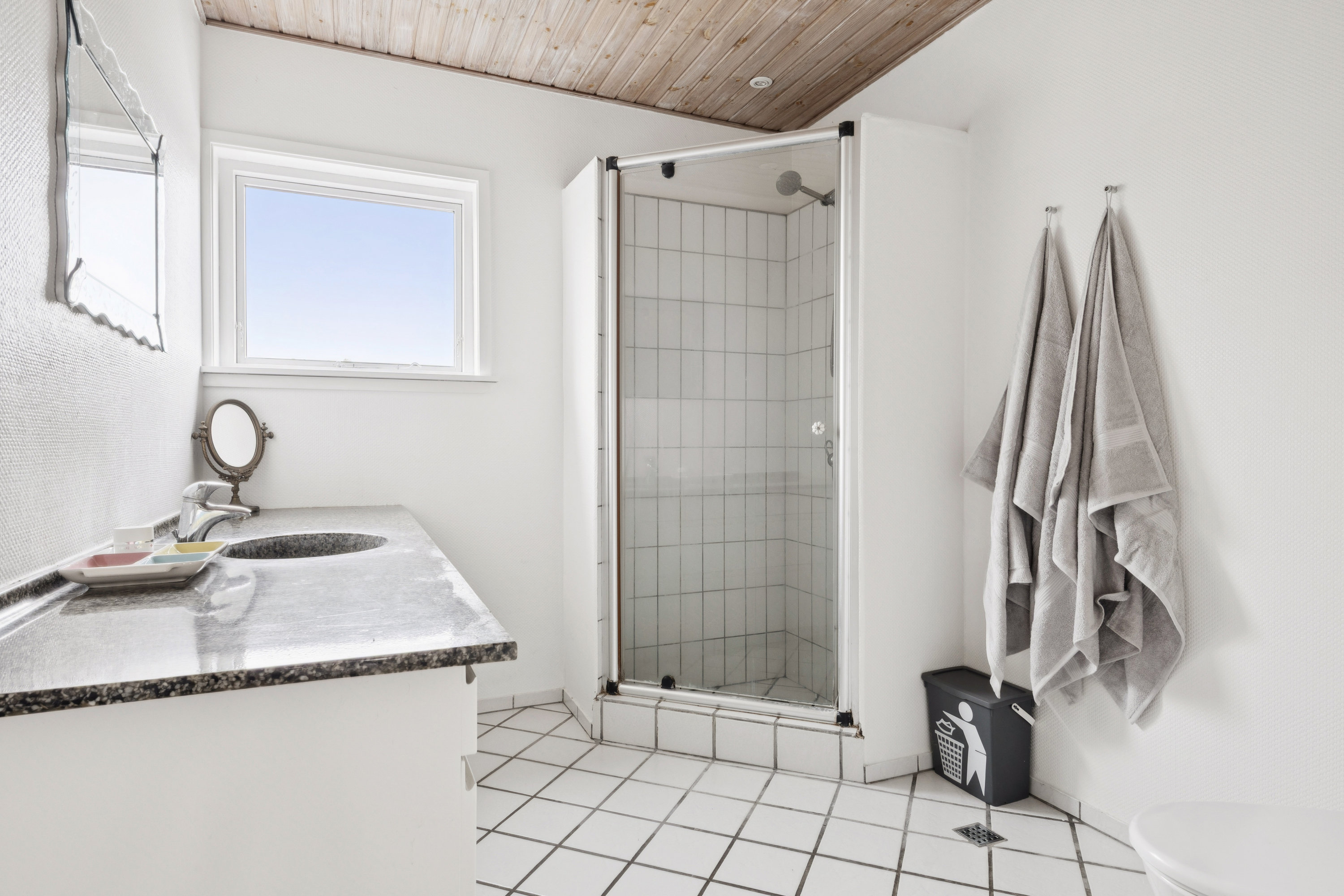 Fremhævet badeværelse billede i fuldskærmstilstand. Billede af Morsøvej 13, 4600 Køge