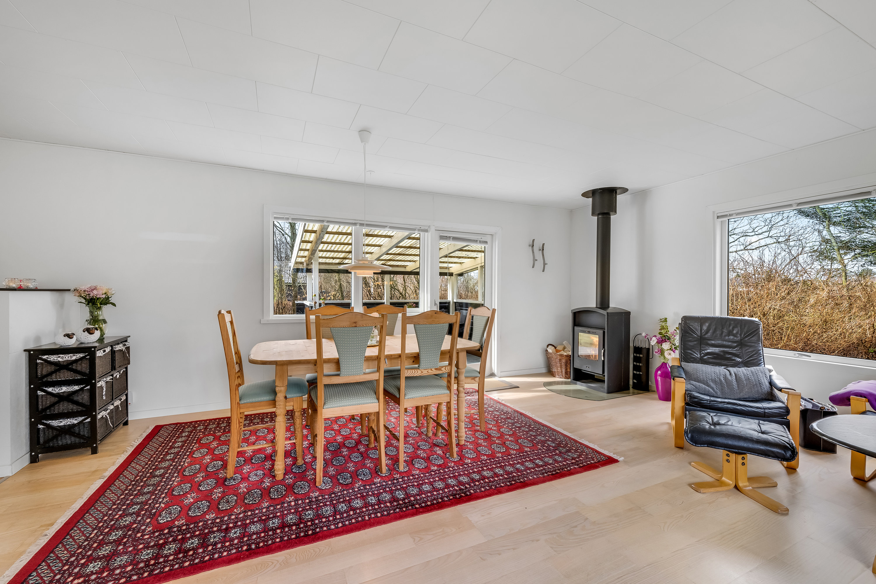 Fremhævet stue billede i fuldskærmstilstand. Billede af Husfold 28, Nr Bork, 6893 Hemmet