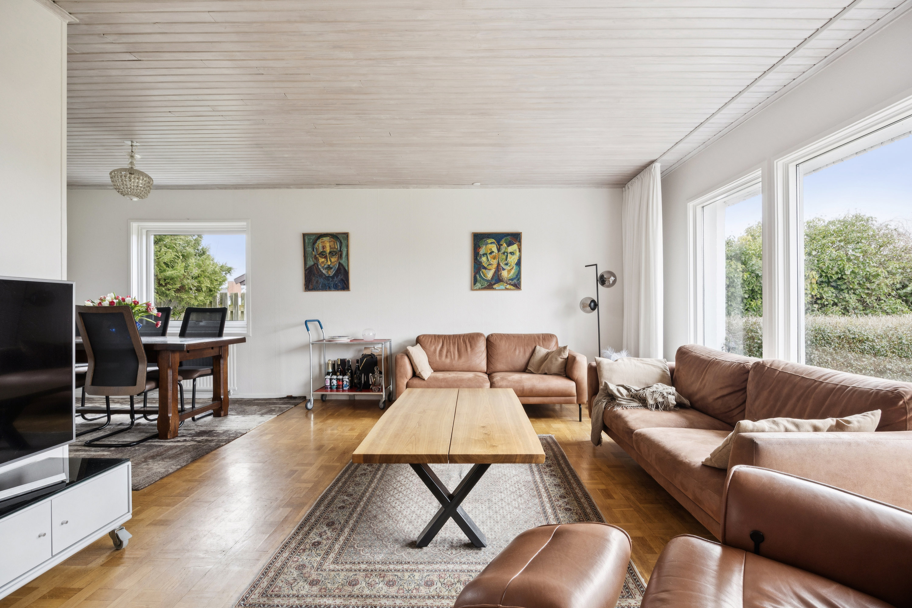 Fremhævet stue billede i fuldskærmstilstand. Billede af Morsøvej 13, 4600 Køge