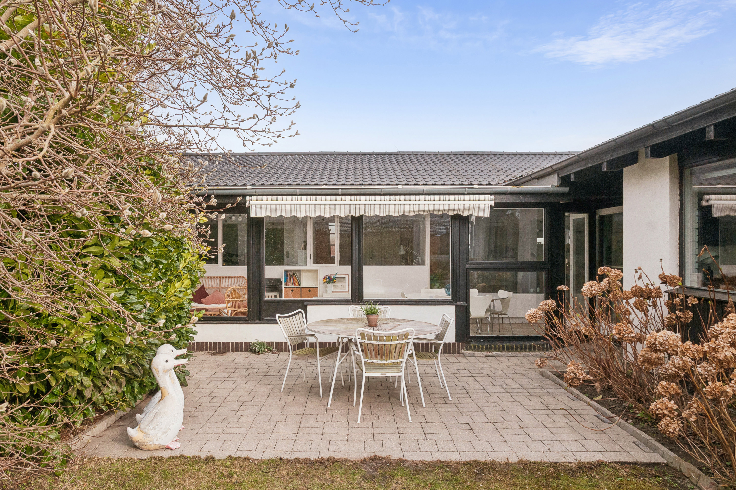 Fremhævet terrasse billede i fuldskærmstilstand. Billede af Harevænget 63, 2791 Dragør