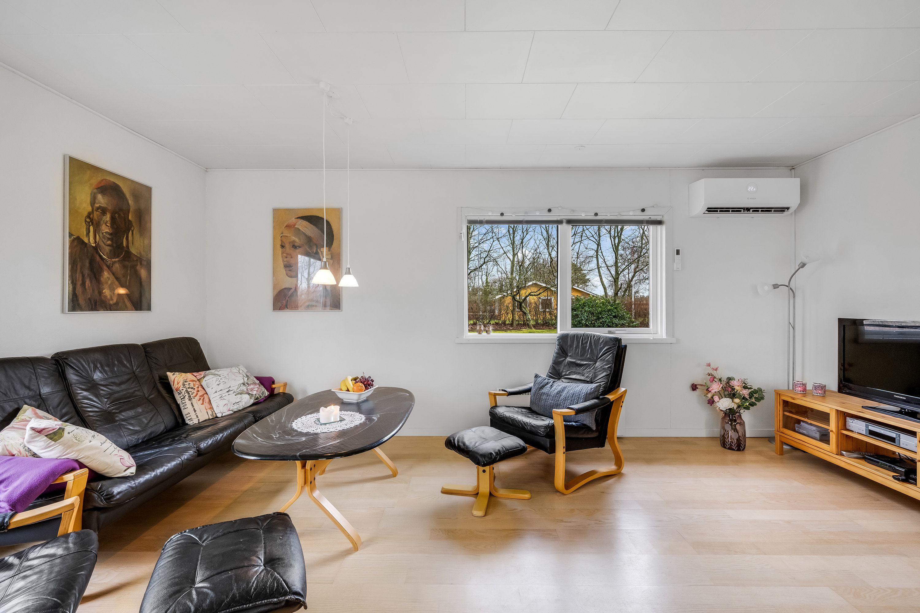 Fremhævet stue billede i fuldskærmstilstand. Billede af Husfold 28, Nr Bork, 6893 Hemmet