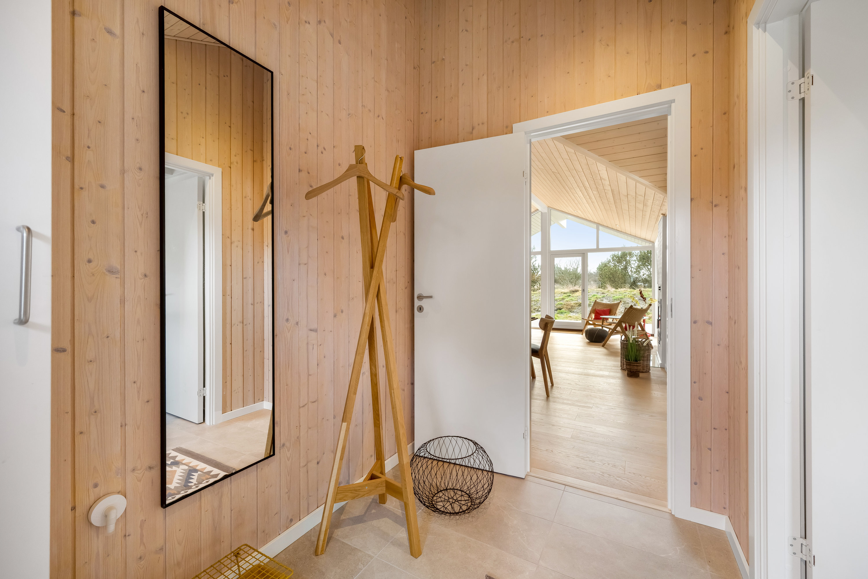 Fremhævet gang billede i fuldskærmstilstand. Billede af Sigfred Jensens Vej 14, Bjerregaard, 6960 Hvide Sande