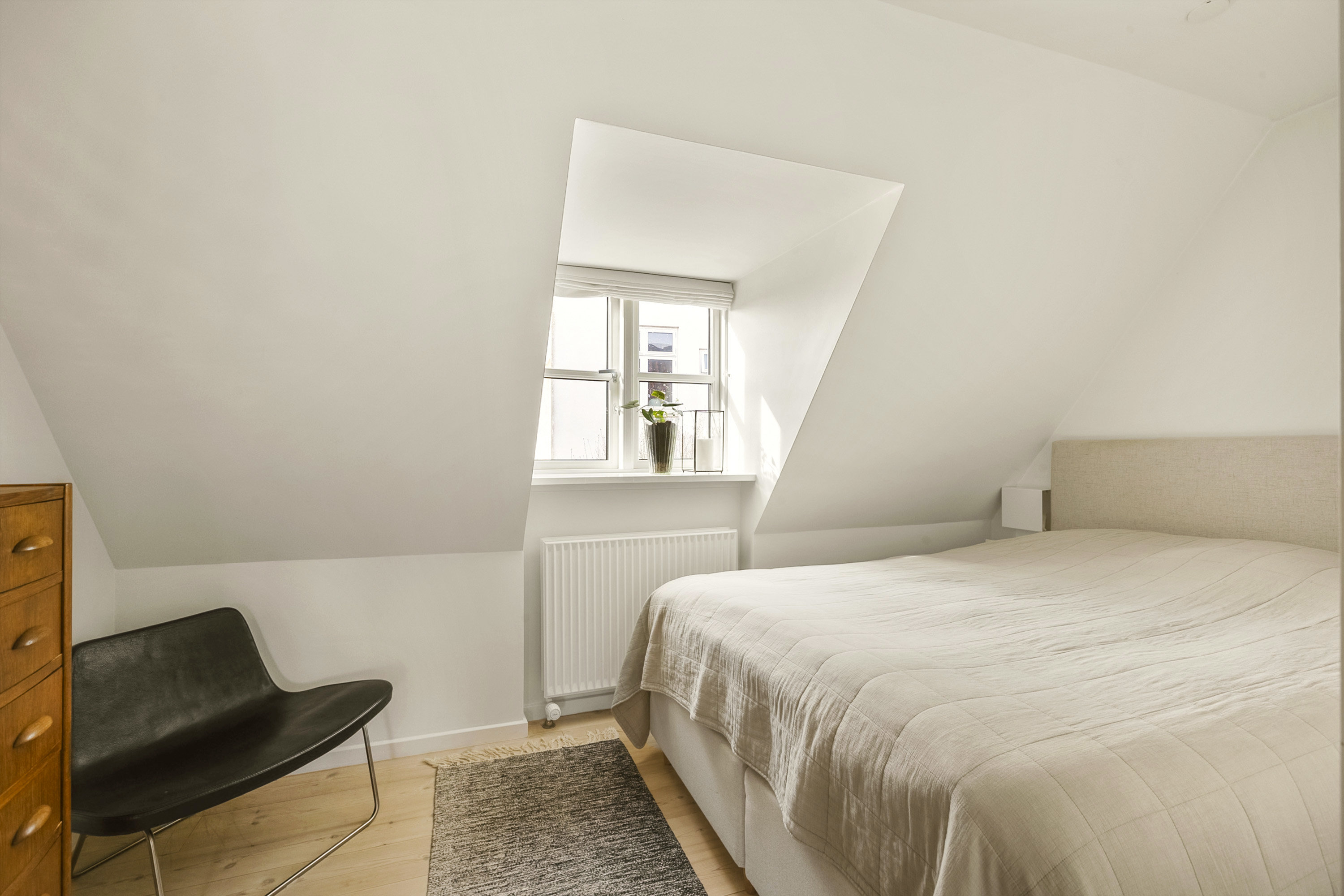 Fremhævet soveværelse billede i fuldskærmstilstand. Billede af Nygade 42, 6200 Aabenraa