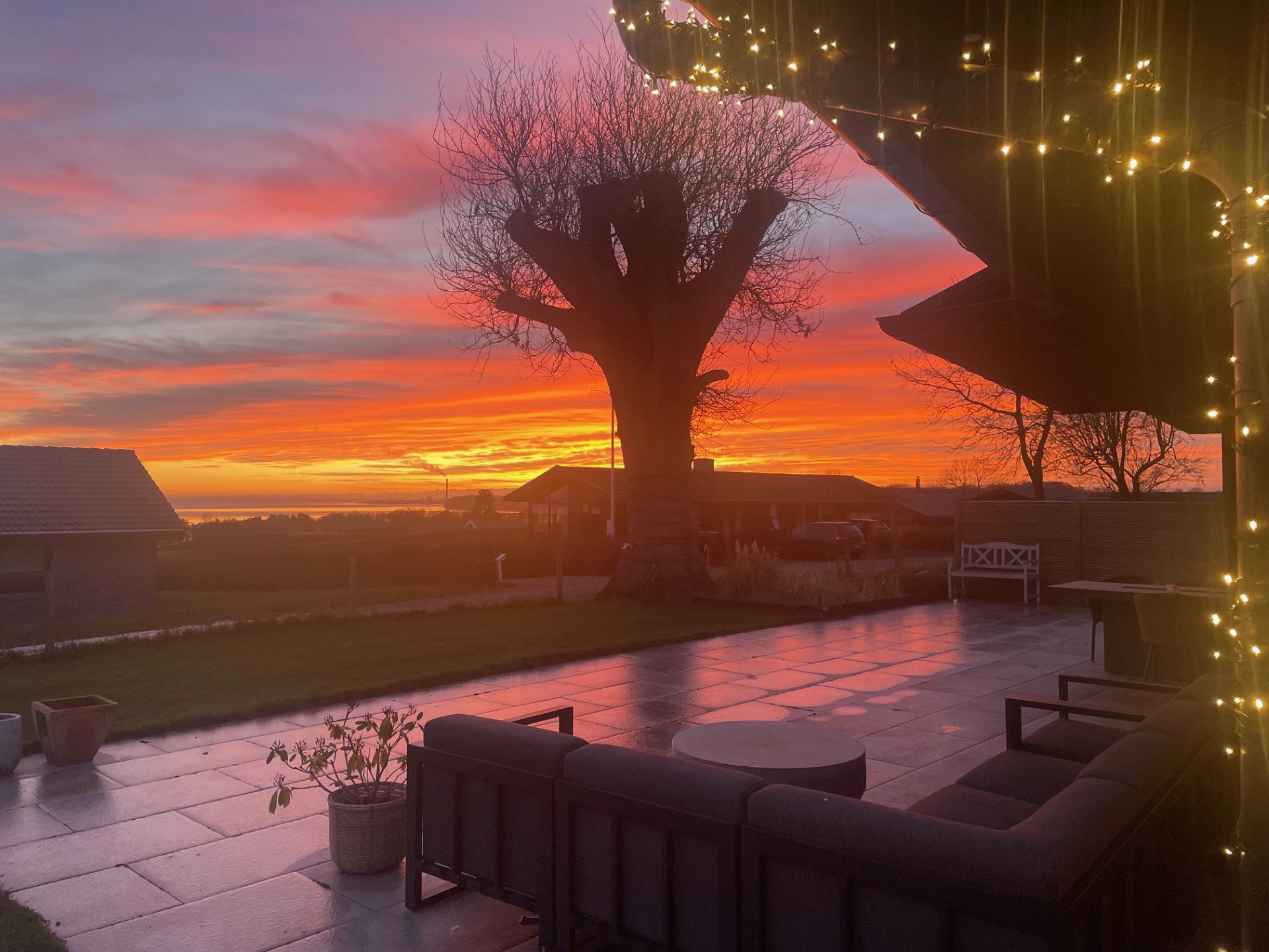 Fremhævet  billede i fuldskærmstilstand. Billede af Stenhøjvej 16, Følle Strand, 8410 Rønde