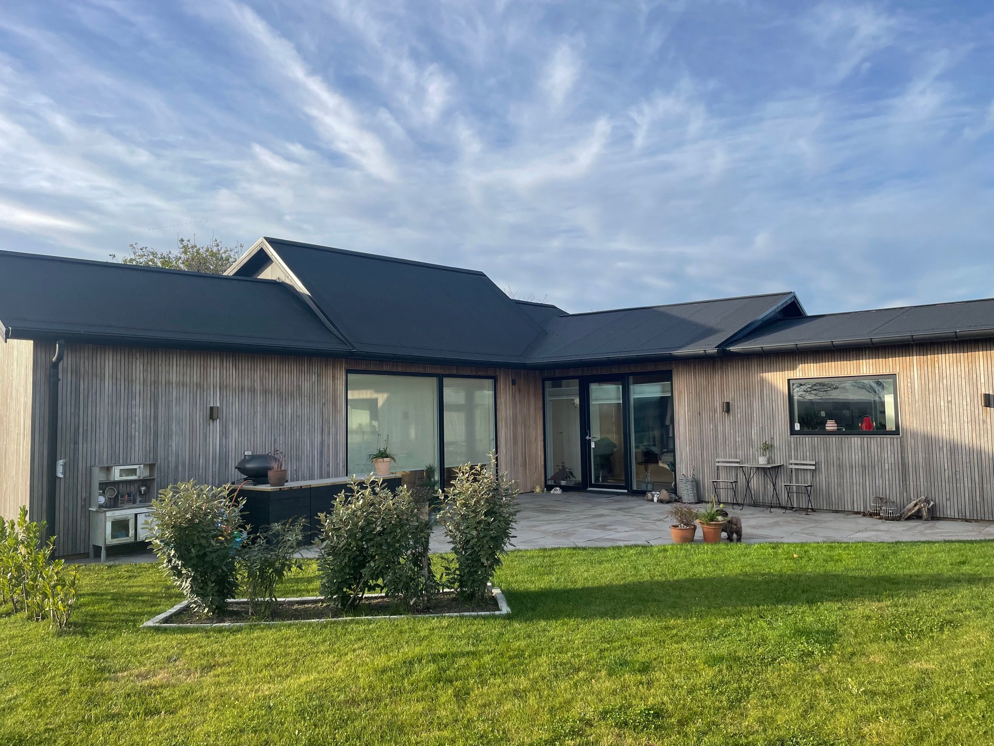 Fremhævet  billede i fuldskærmstilstand. Billede af Stenhøjvej 16, Følle Strand, 8410 Rønde