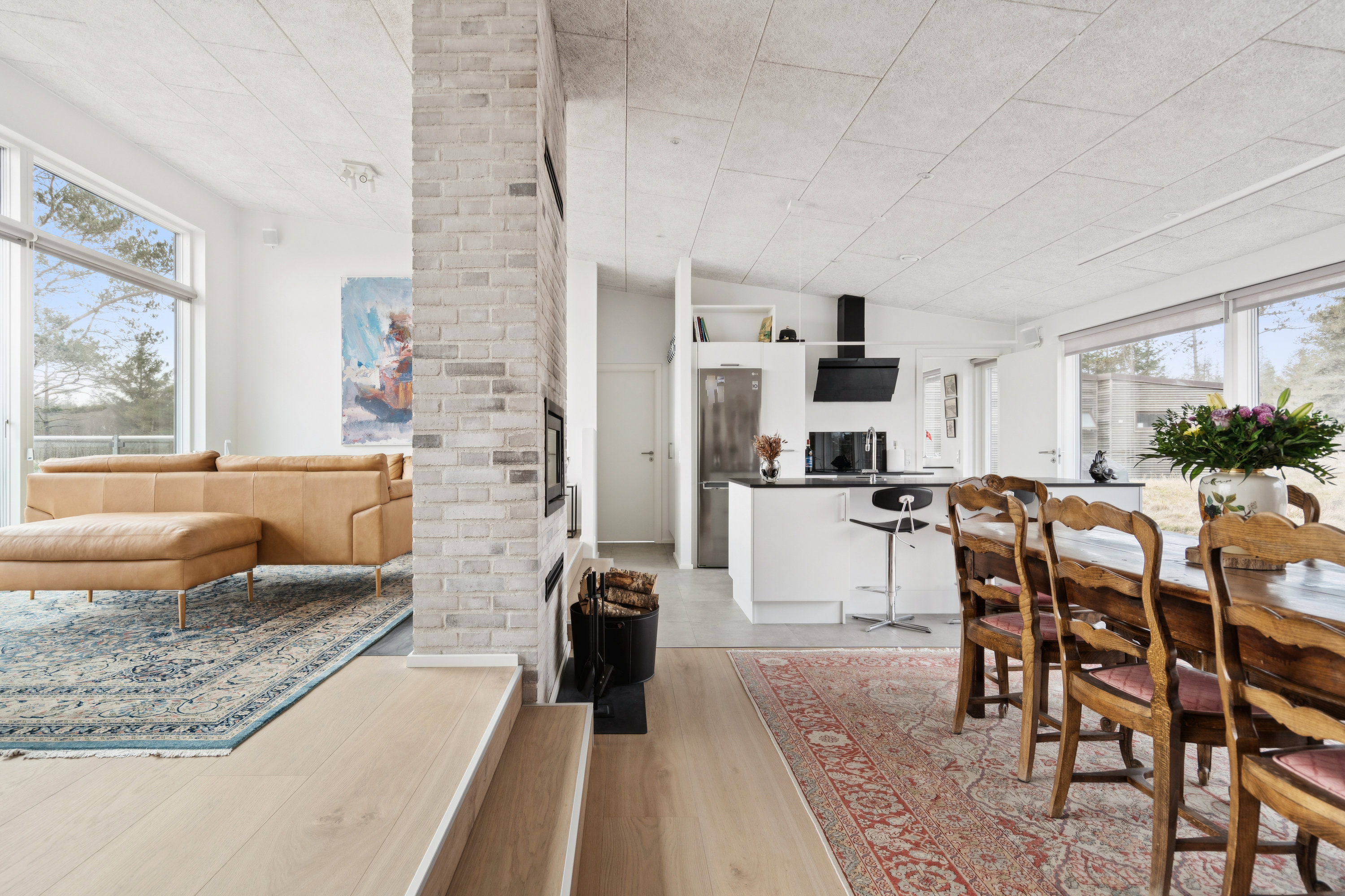 Fremhævet stue billede i fuldskærmstilstand. Billede af Osbornsvej 89, 9370 Hals