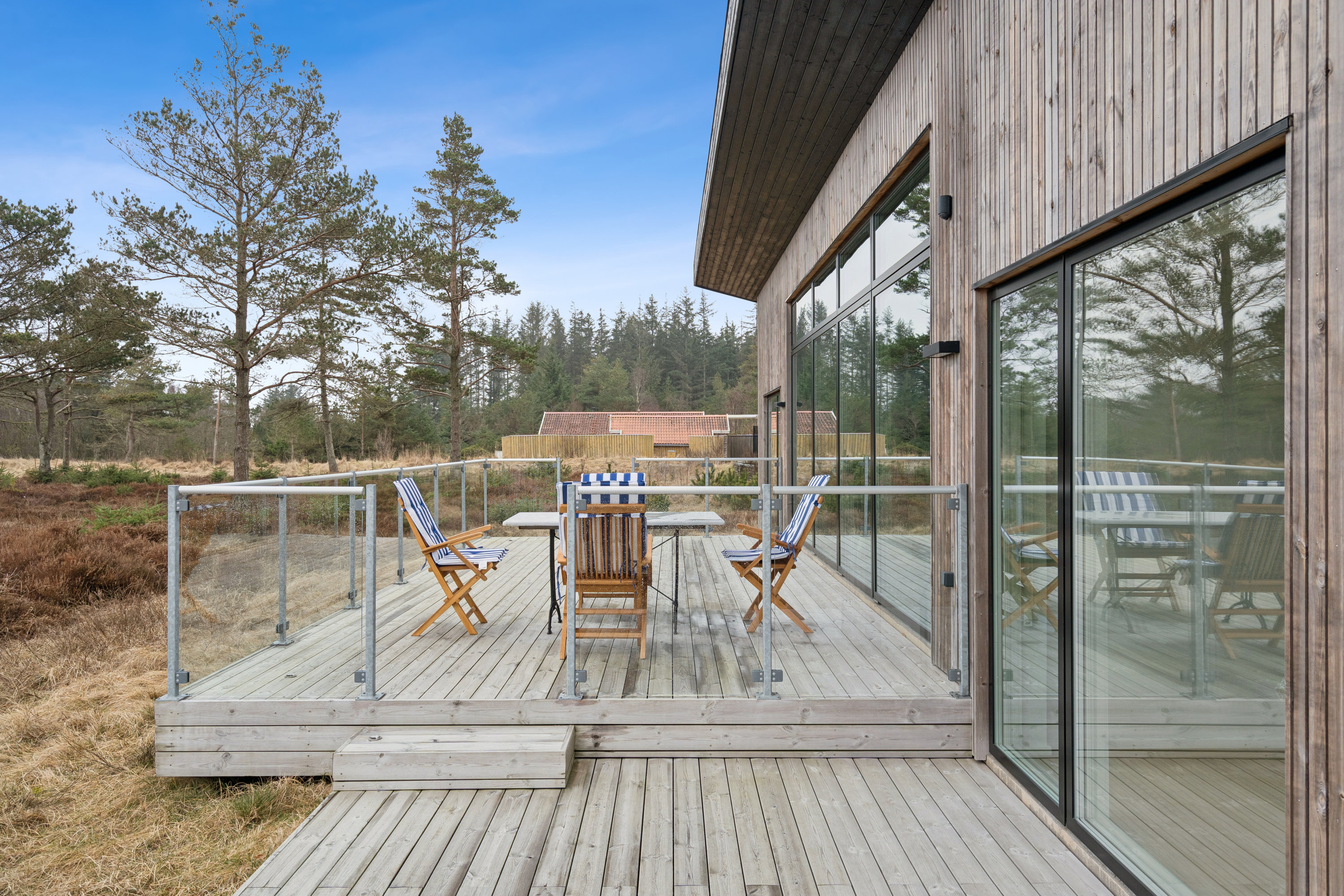 Fremhævet terrasse billede i fuldskærmstilstand. Billede af Osbornsvej 89, 9370 Hals