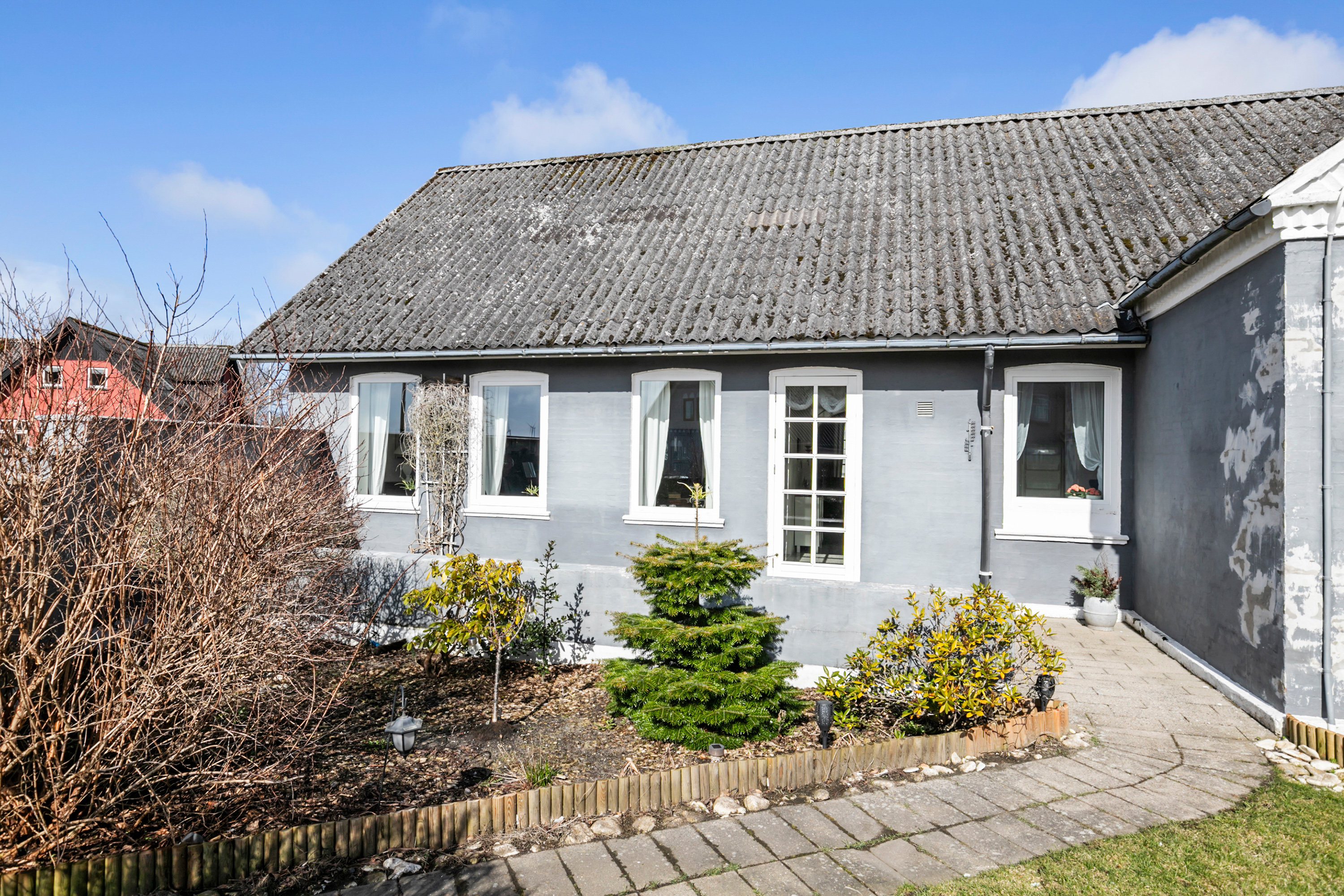 Fremhævet facade billede i fuldskærmstilstand. Billede af Gl Landevej 2, Klim, 9690 Fjerritslev