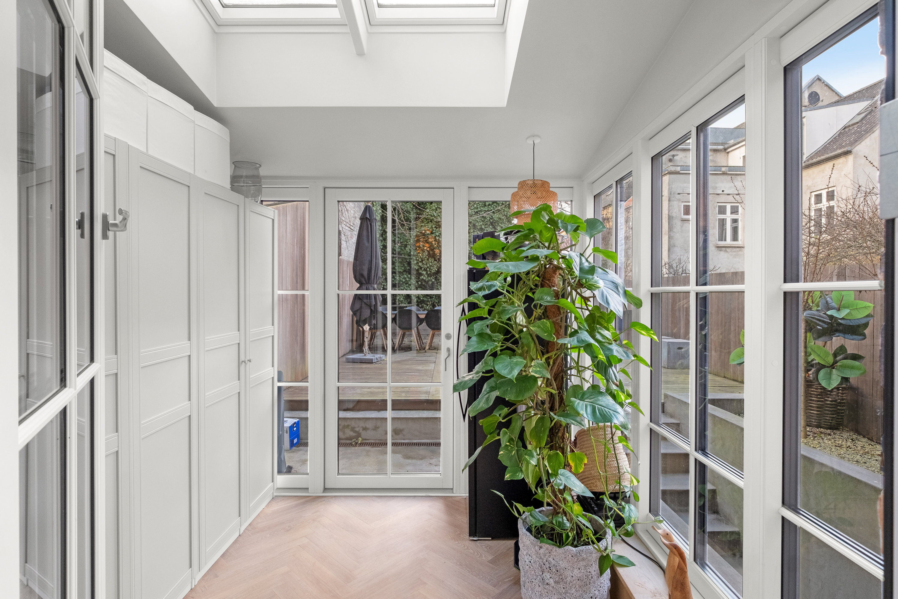 Fremhævet udestue billede i fuldskærmstilstand. Billede af Brammersgade 23, 8000 Aarhus C