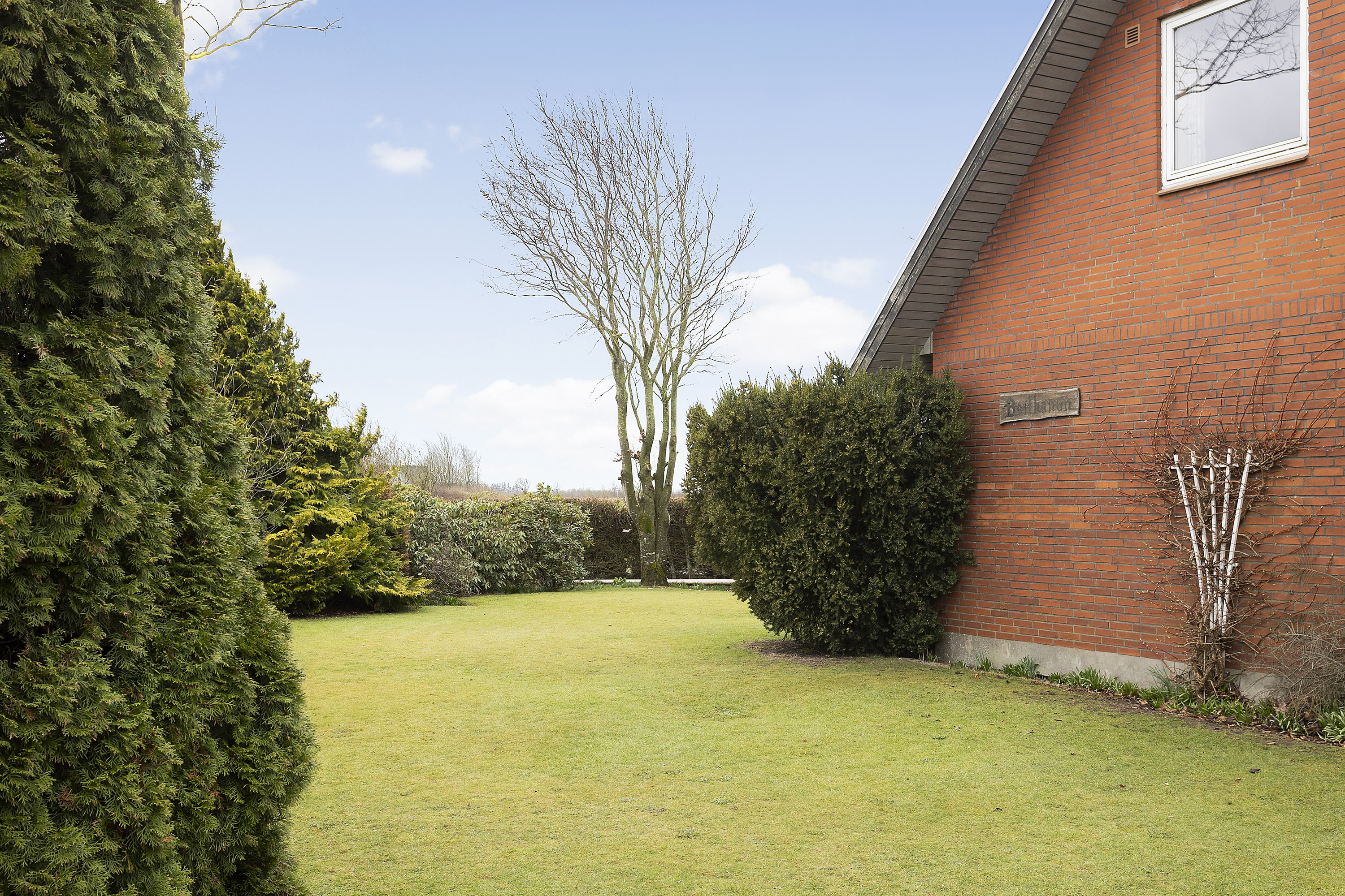 Fremhævet have billede i fuldskærmstilstand. Billede af Ladelundvej 102, Malt, 6600 Vejen