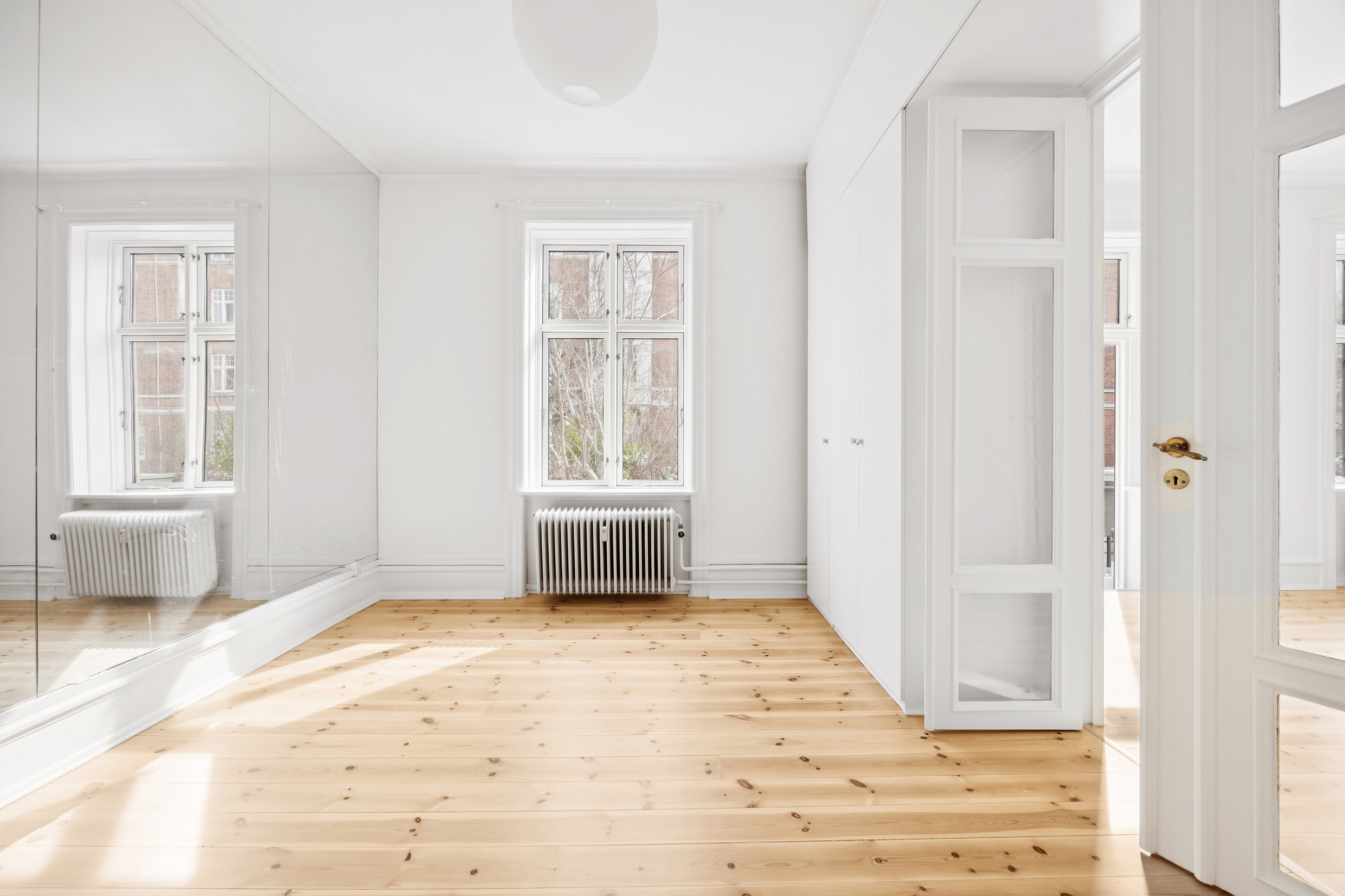 Fremhævet  billede i fuldskærmstilstand. Billede af Bakkegårds Alle 11, st.. th., 1804 Frederiksberg C