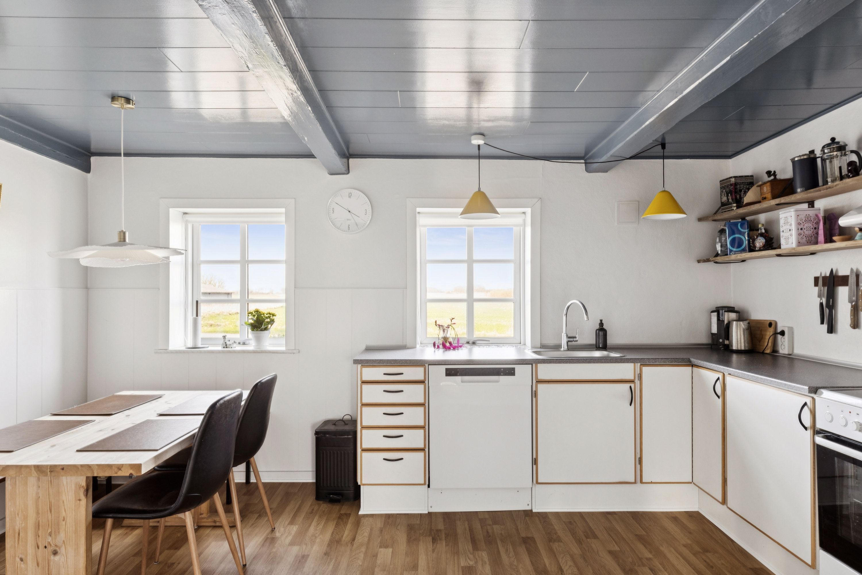 Fremhævet køkken billede i fuldskærmstilstand. Billede af Vesterbækvej 26, Vesterbæk, 6760 Ribe