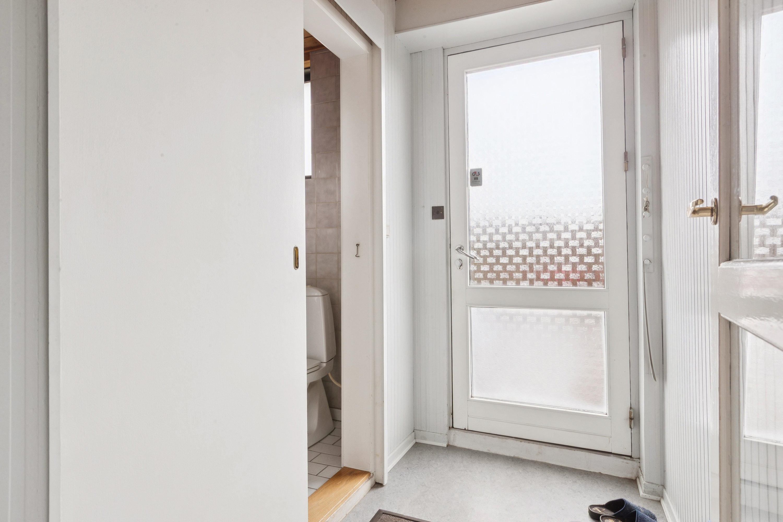 Fremhævet gang billede i fuldskærmstilstand. Billede af Strandskolevej 172, 2660 Brøndby Strand