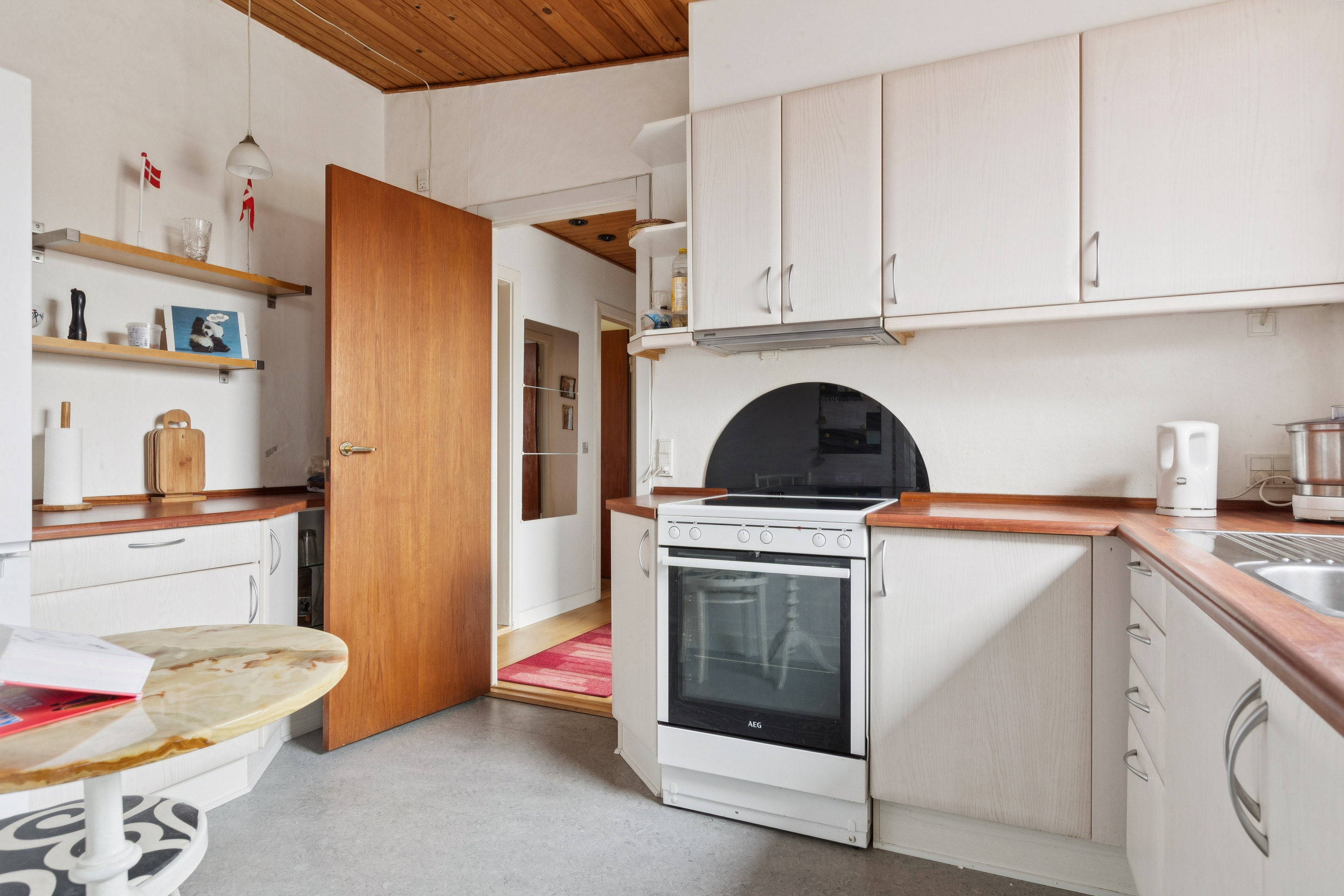 Fremhævet køkken billede i fuldskærmstilstand. Billede af Strandskolevej 172, 2660 Brøndby Strand