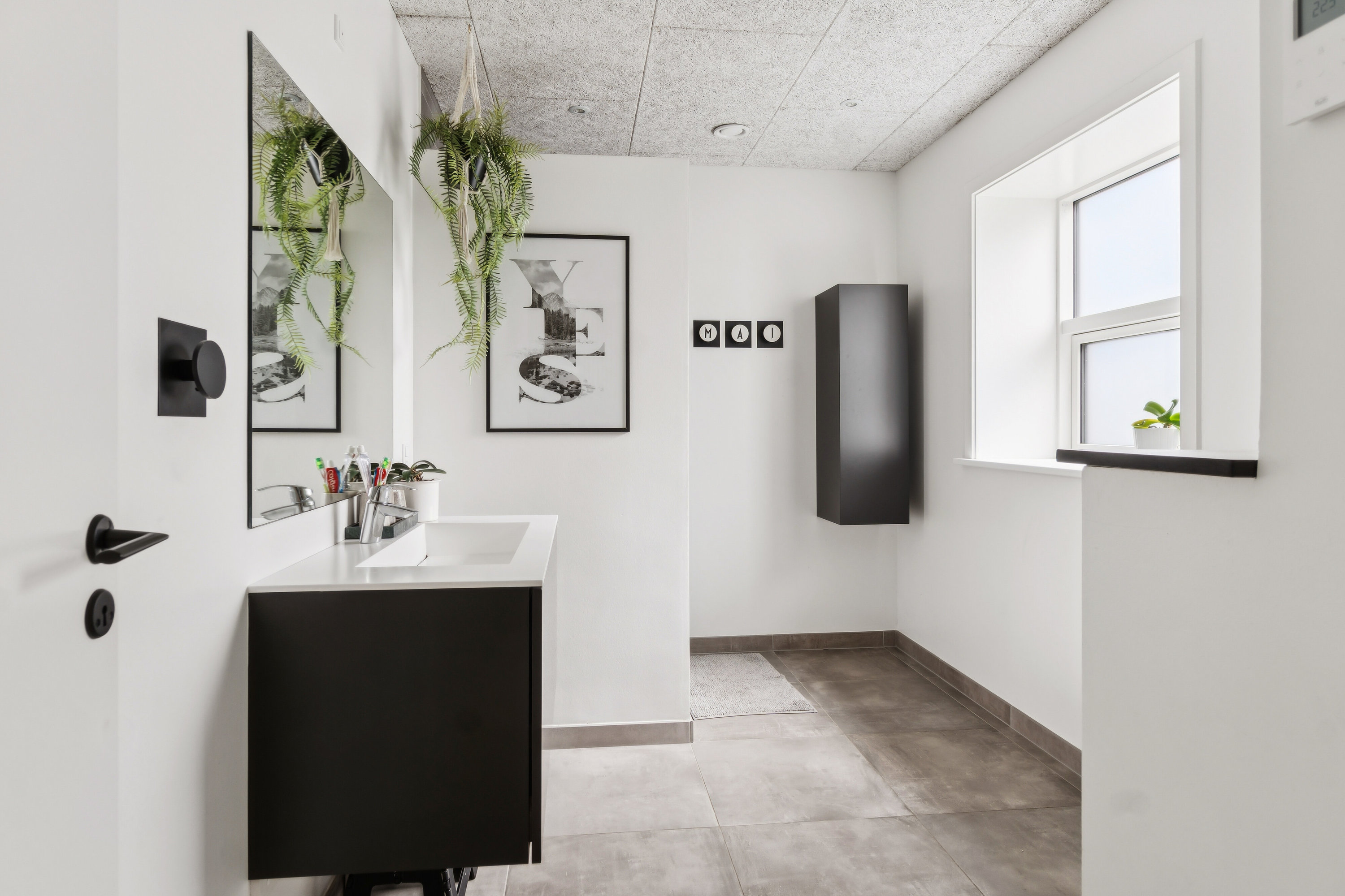 Fremhævet badeværelse billede i fuldskærmstilstand. Billede af Lundevej 28, 4400 Kalundborg