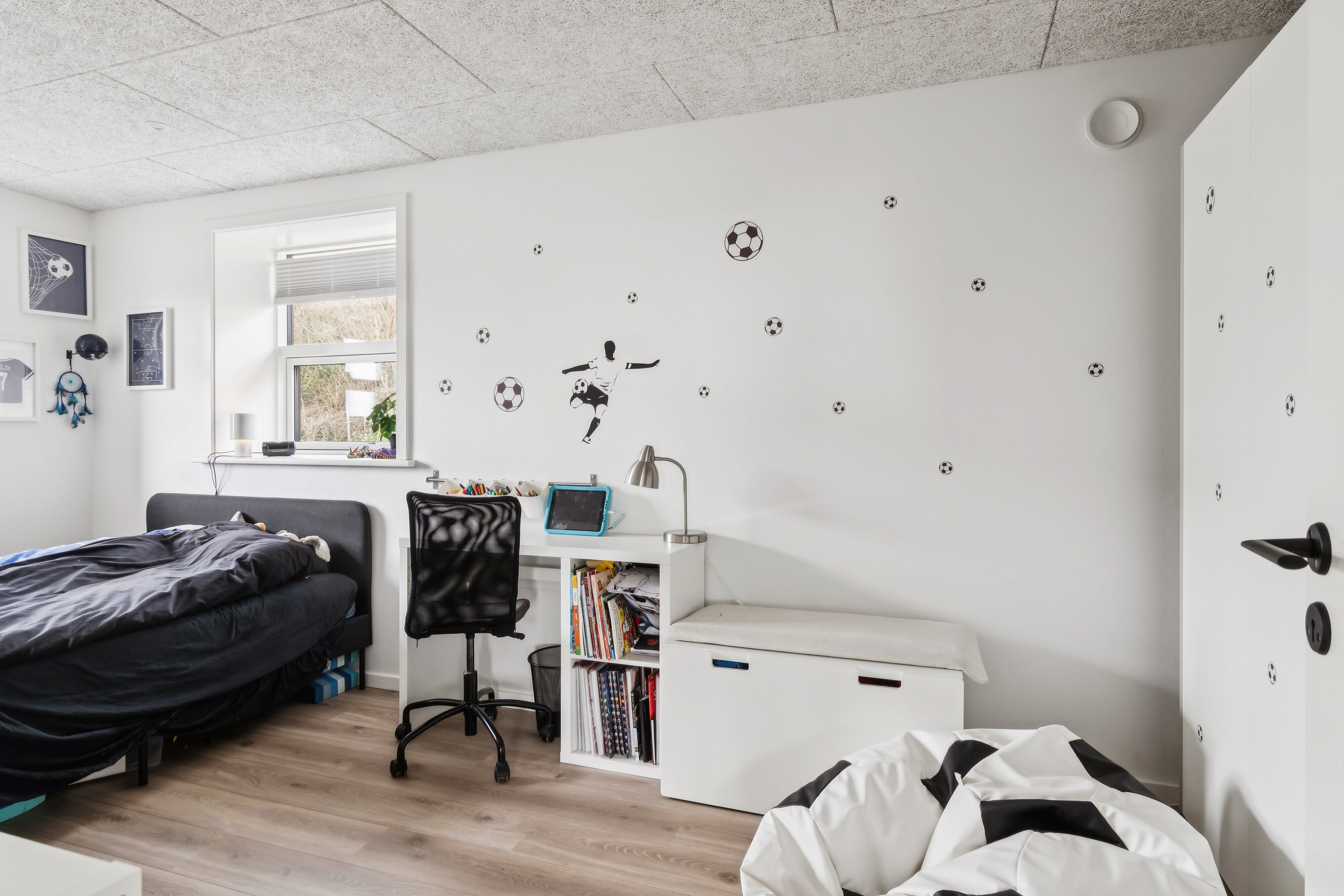 Fremhævet soveværelse billede i fuldskærmstilstand. Billede af Lundevej 28, 4400 Kalundborg