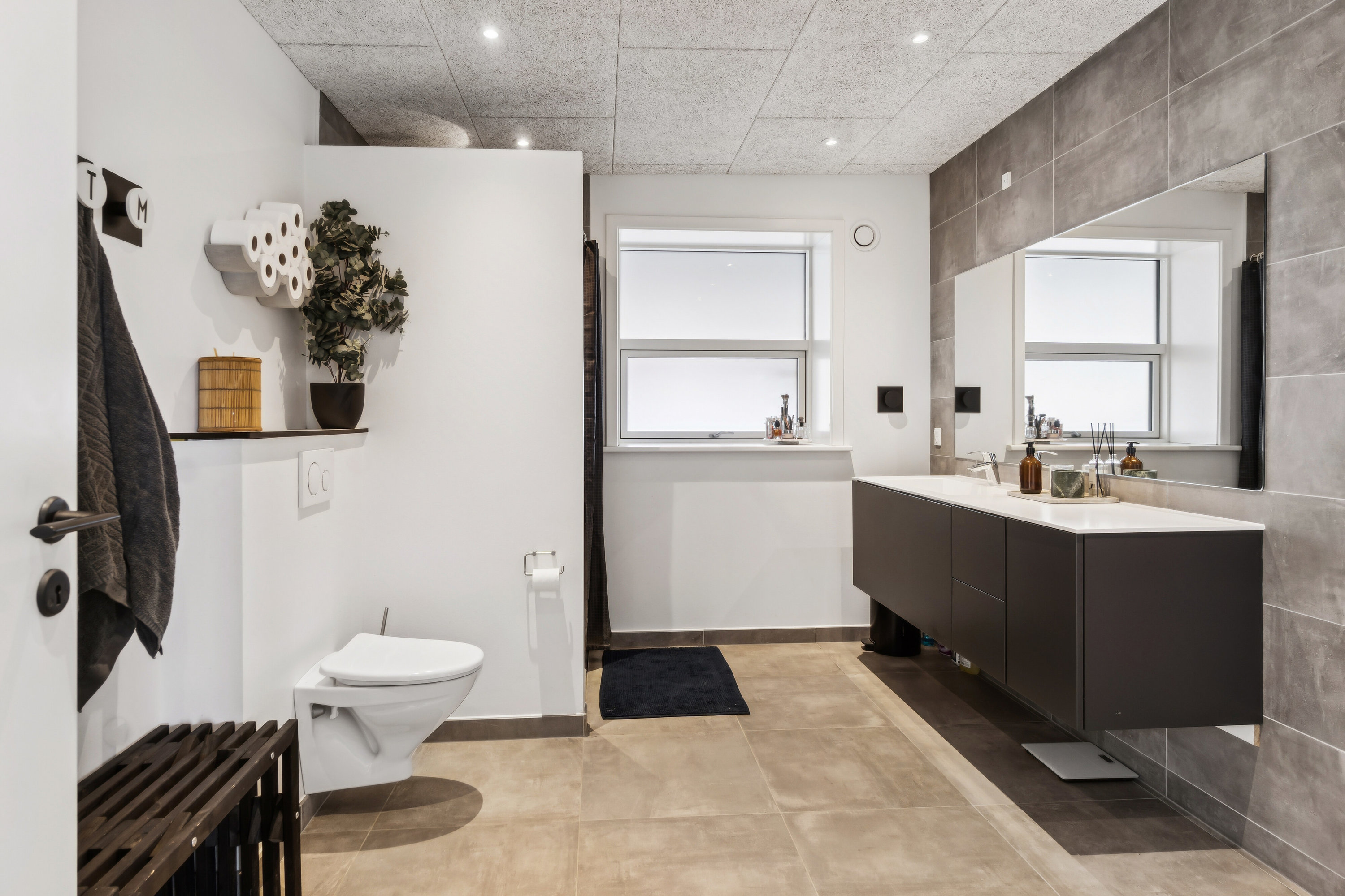 Fremhævet badeværelse billede i fuldskærmstilstand. Billede af Lundevej 28, 4400 Kalundborg