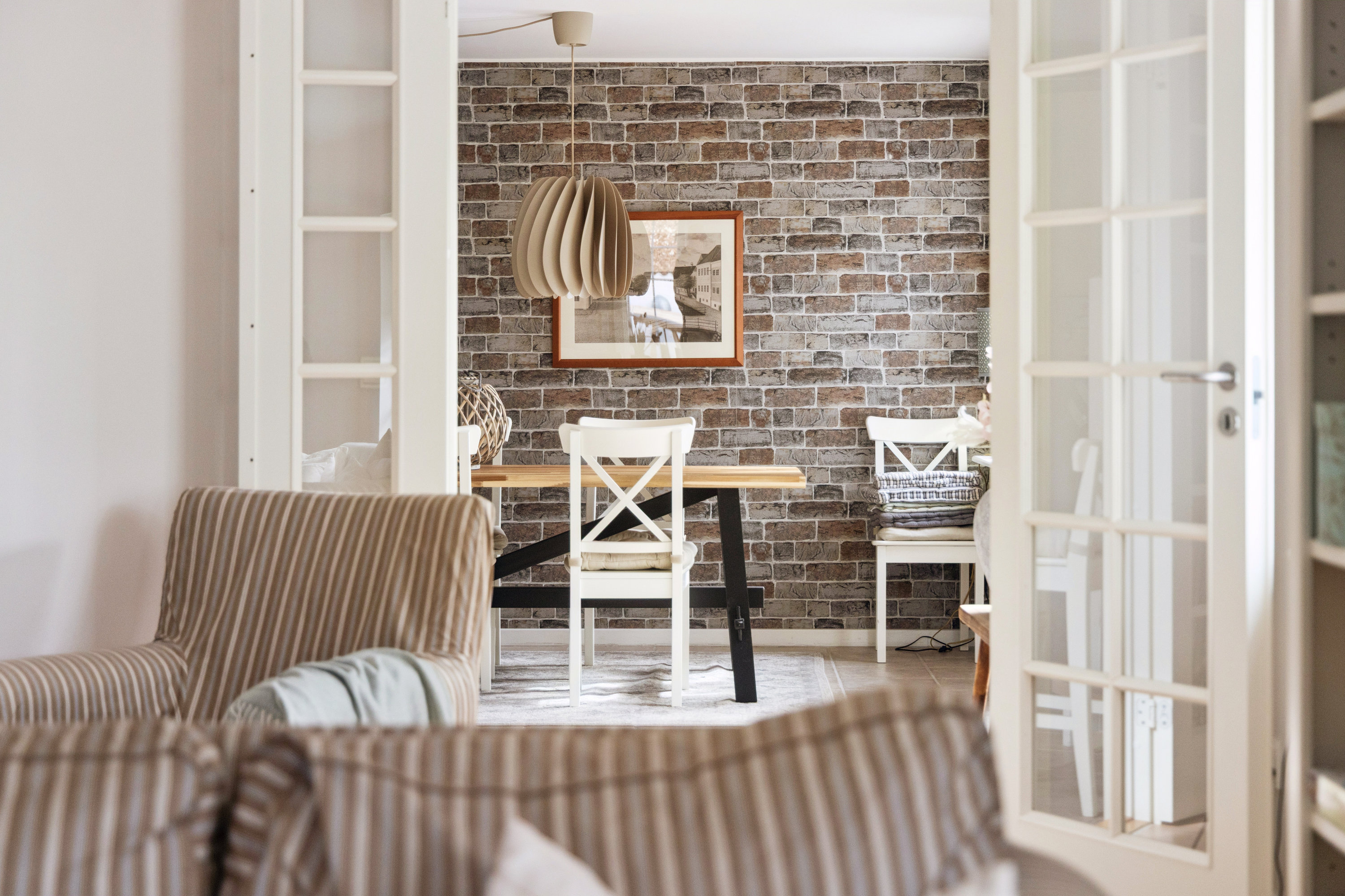 Fremhævet stue billede i fuldskærmstilstand. Billede af Nøvlingvej 124B, Nøvling, 9260 Gistrup